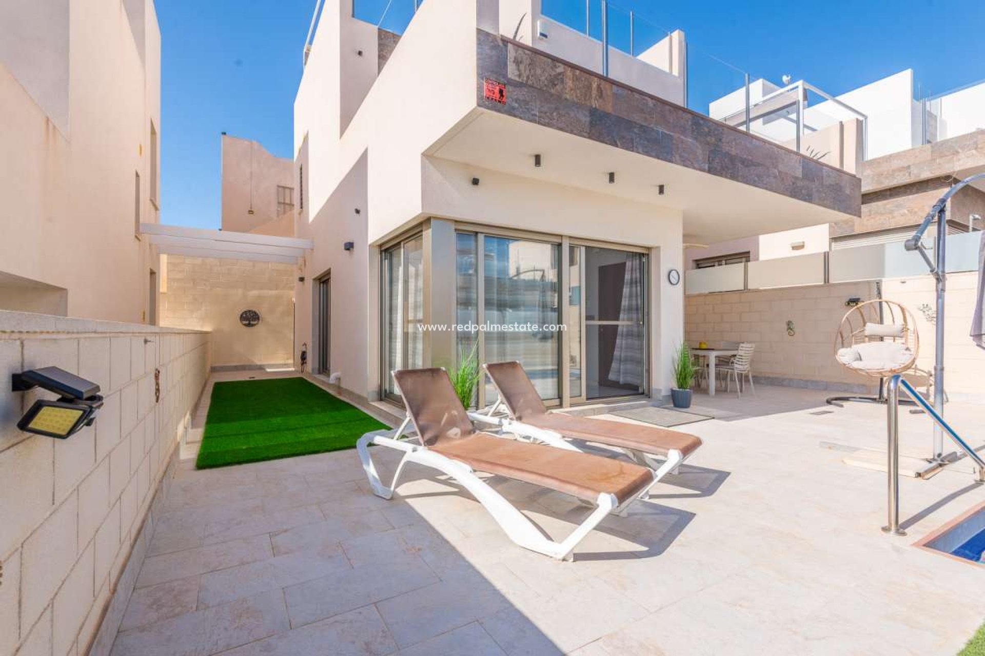 Reventa - Villa -
Orihuela Costa