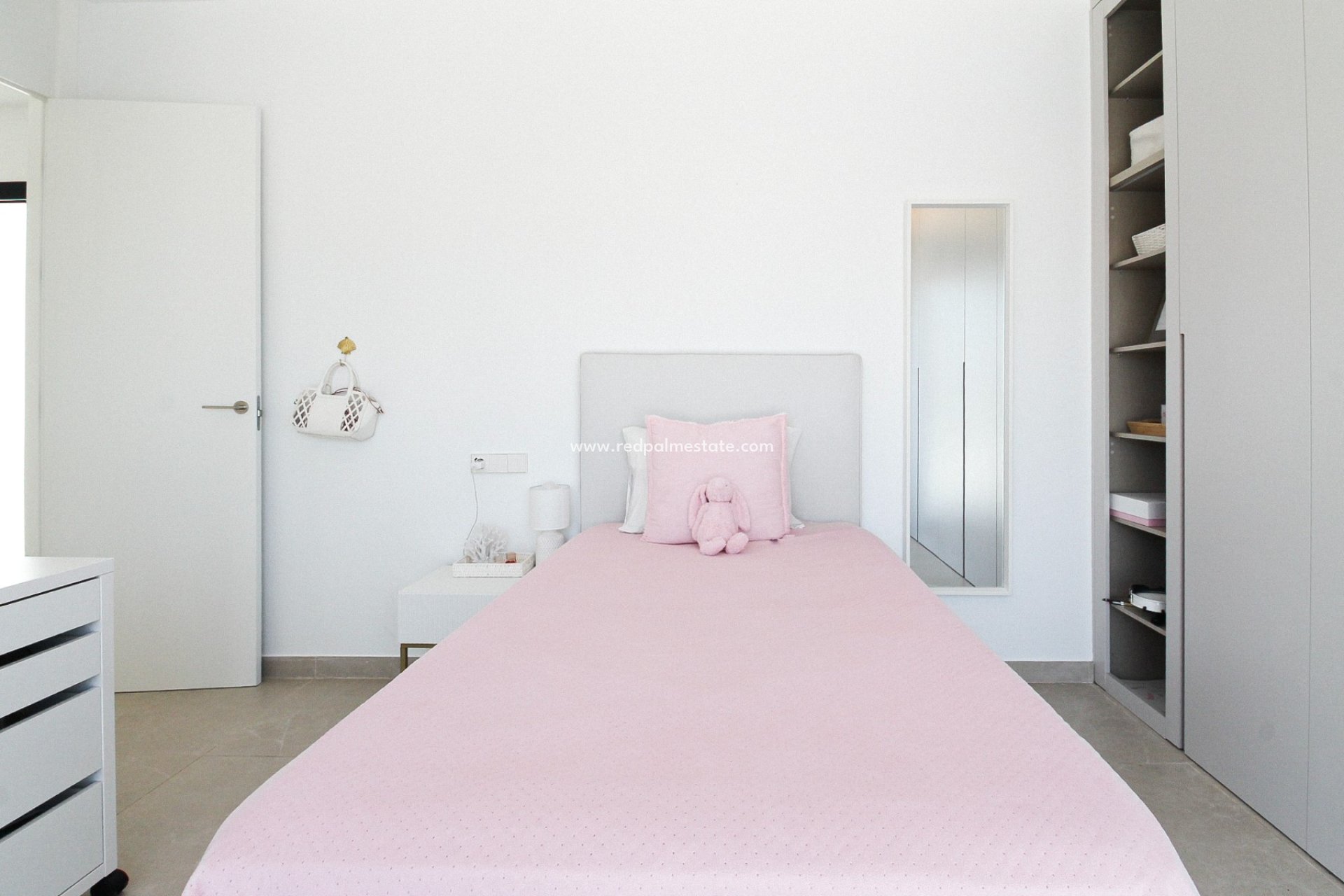 Reventa - Villa -
Orihuela Costa