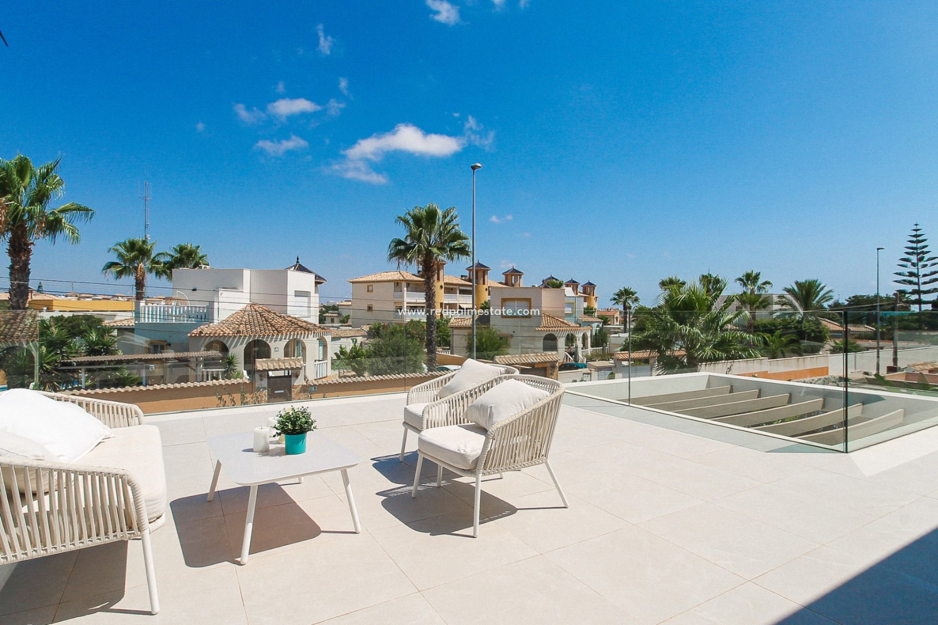 Reventa - Villa -
Orihuela Costa