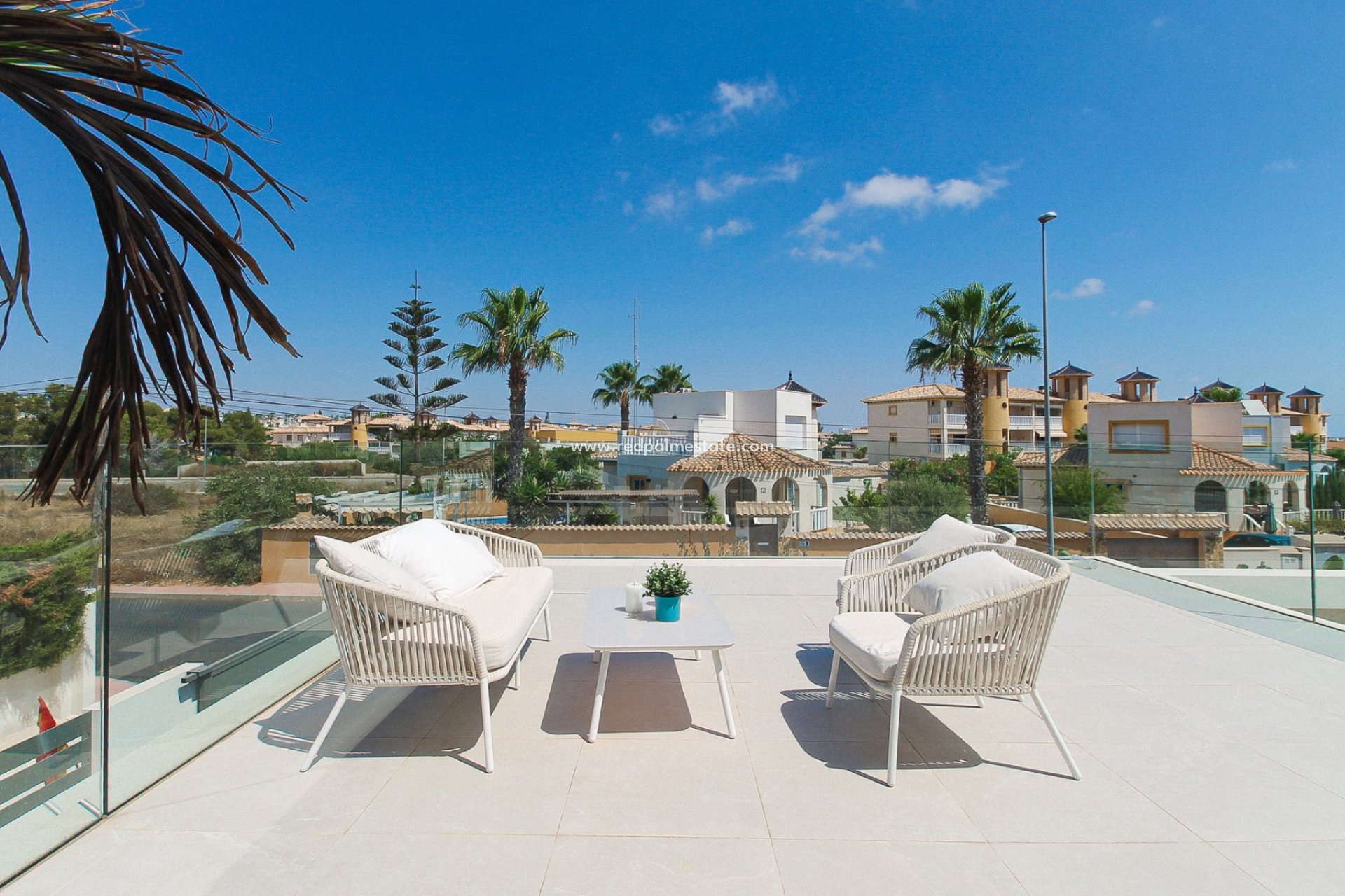 Reventa - Villa -
Orihuela Costa