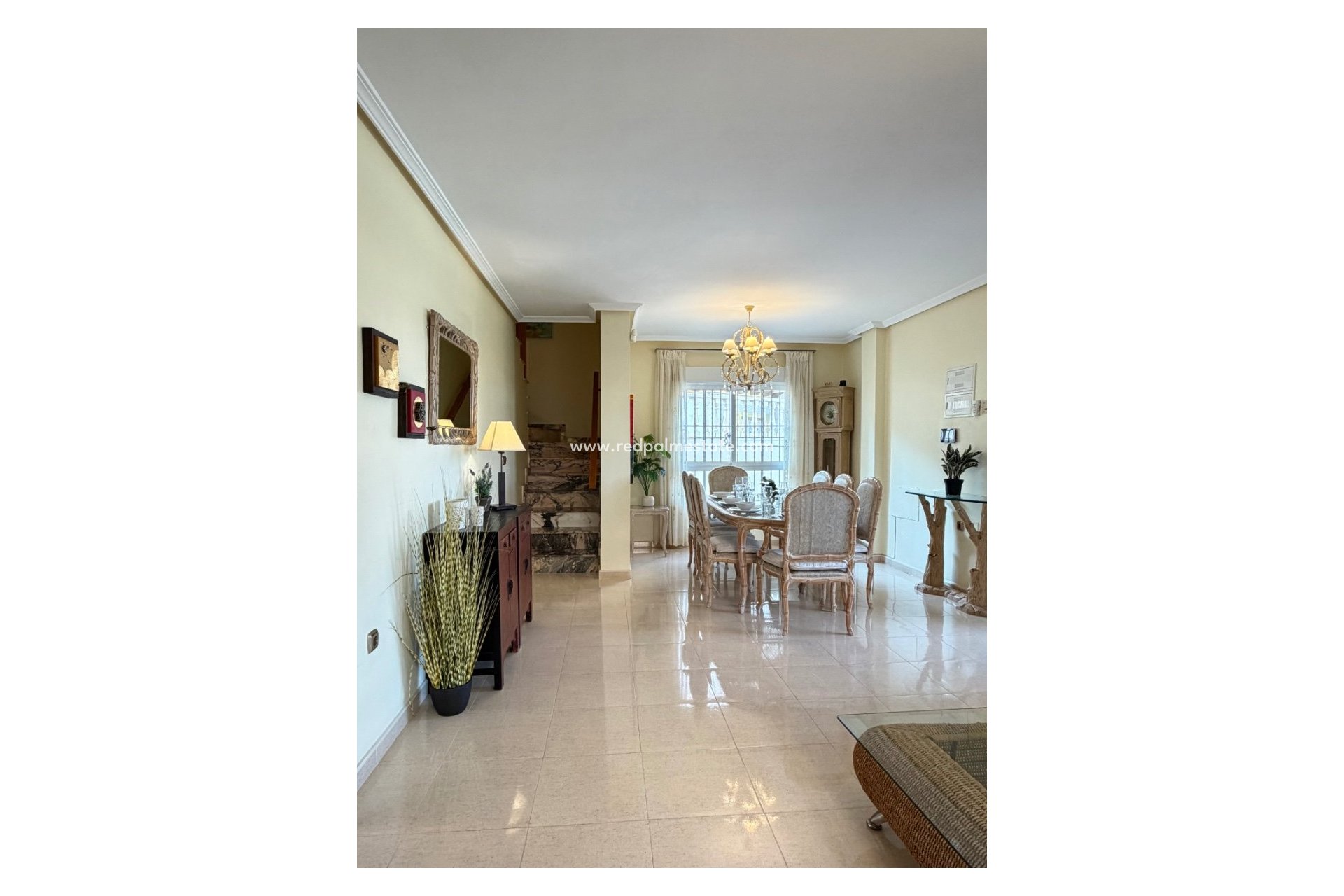 Reventa - Villa -
Orihuela Costa