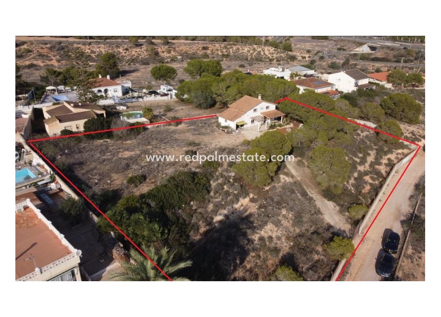 Reventa - Villa -
Orihuela Costa