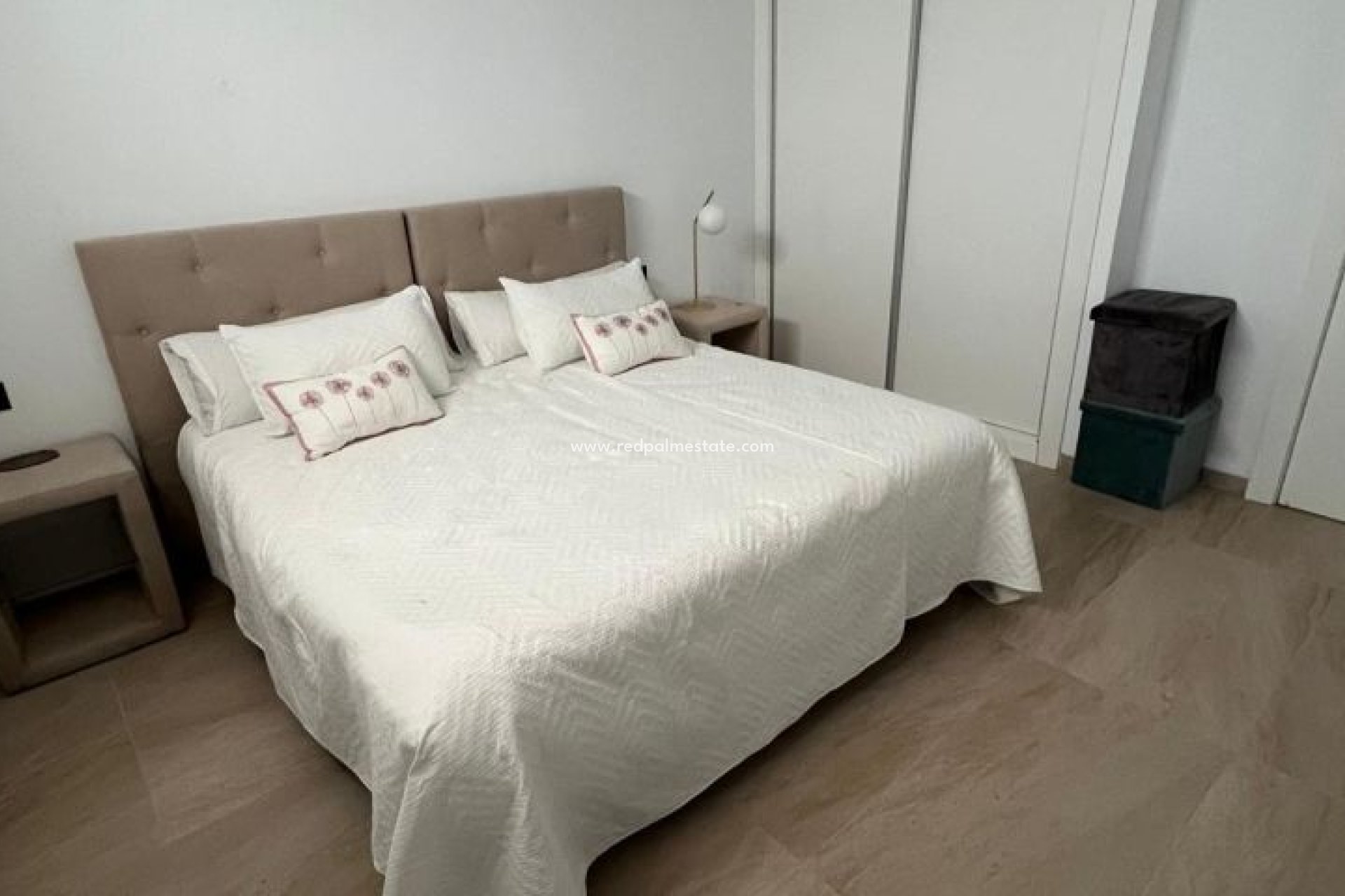 Reventa - Villa -
Orihuela Costa