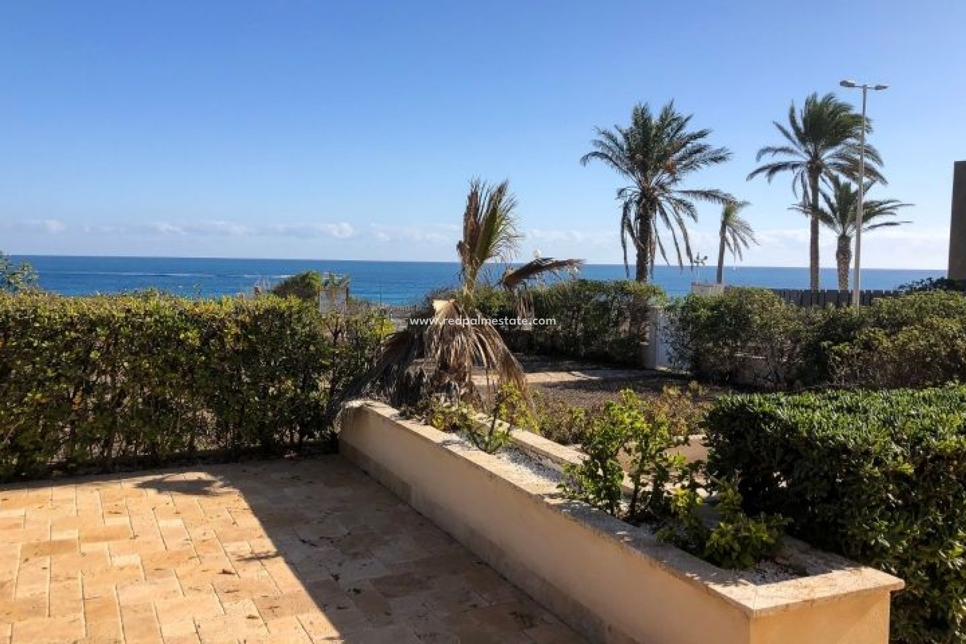 Reventa - Villa -
Orihuela Costa