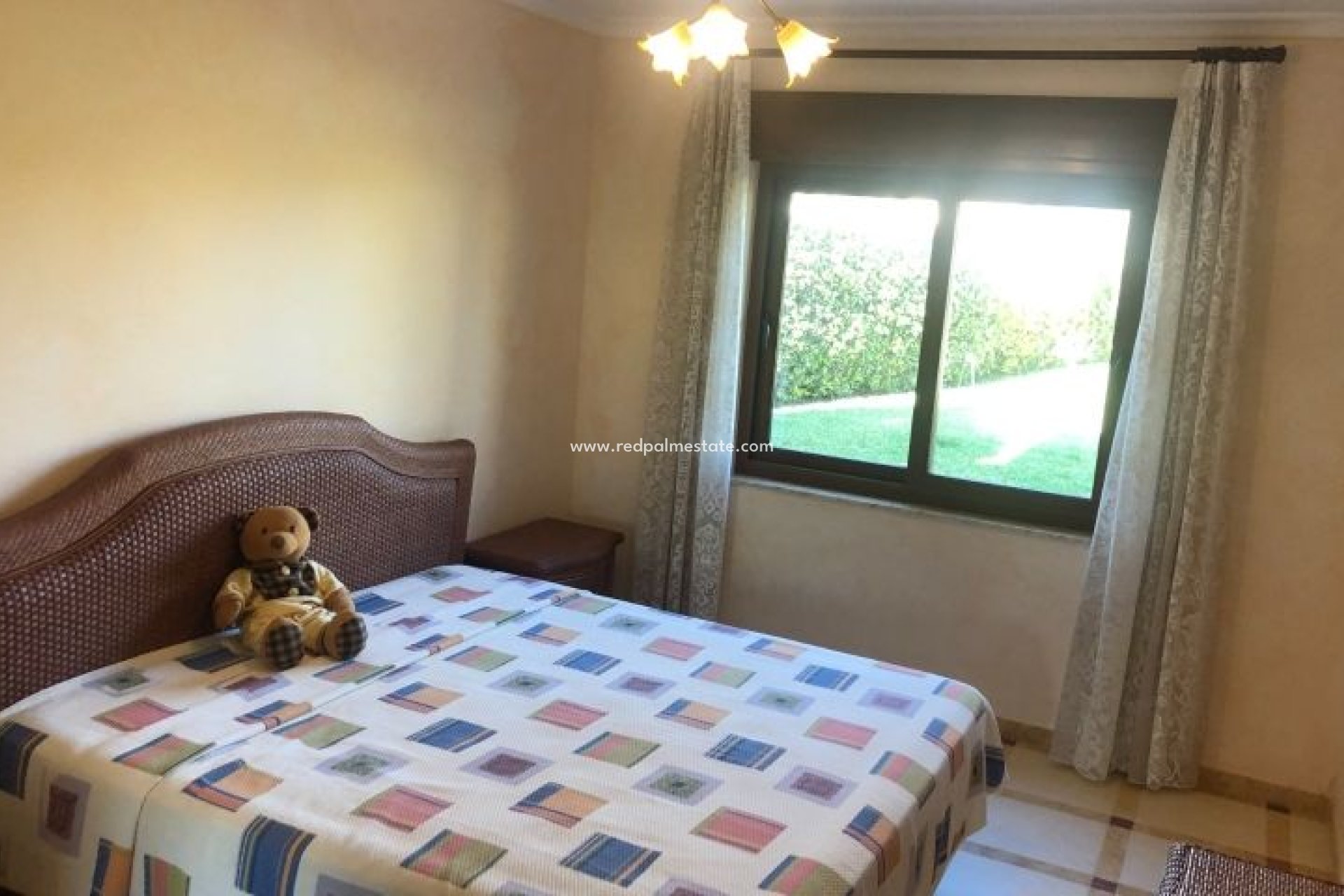 Reventa - Villa -
Orihuela Costa