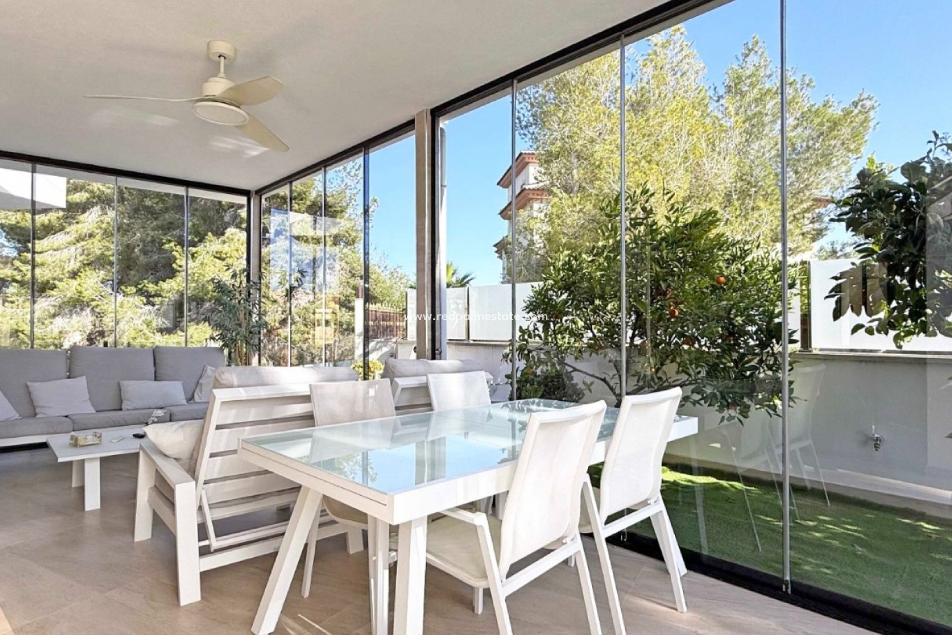 Reventa - Villa -
Orihuela Costa