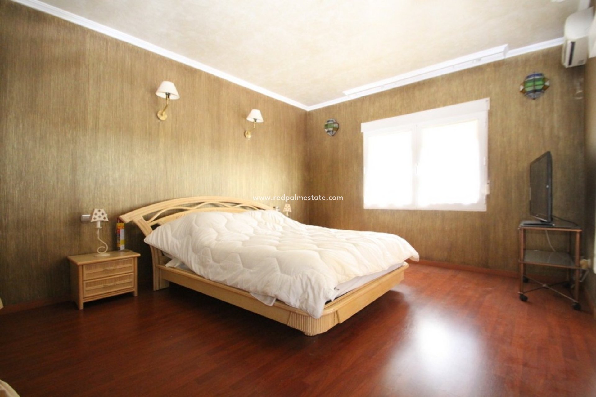 Reventa - Villa -
Orihuela Costa