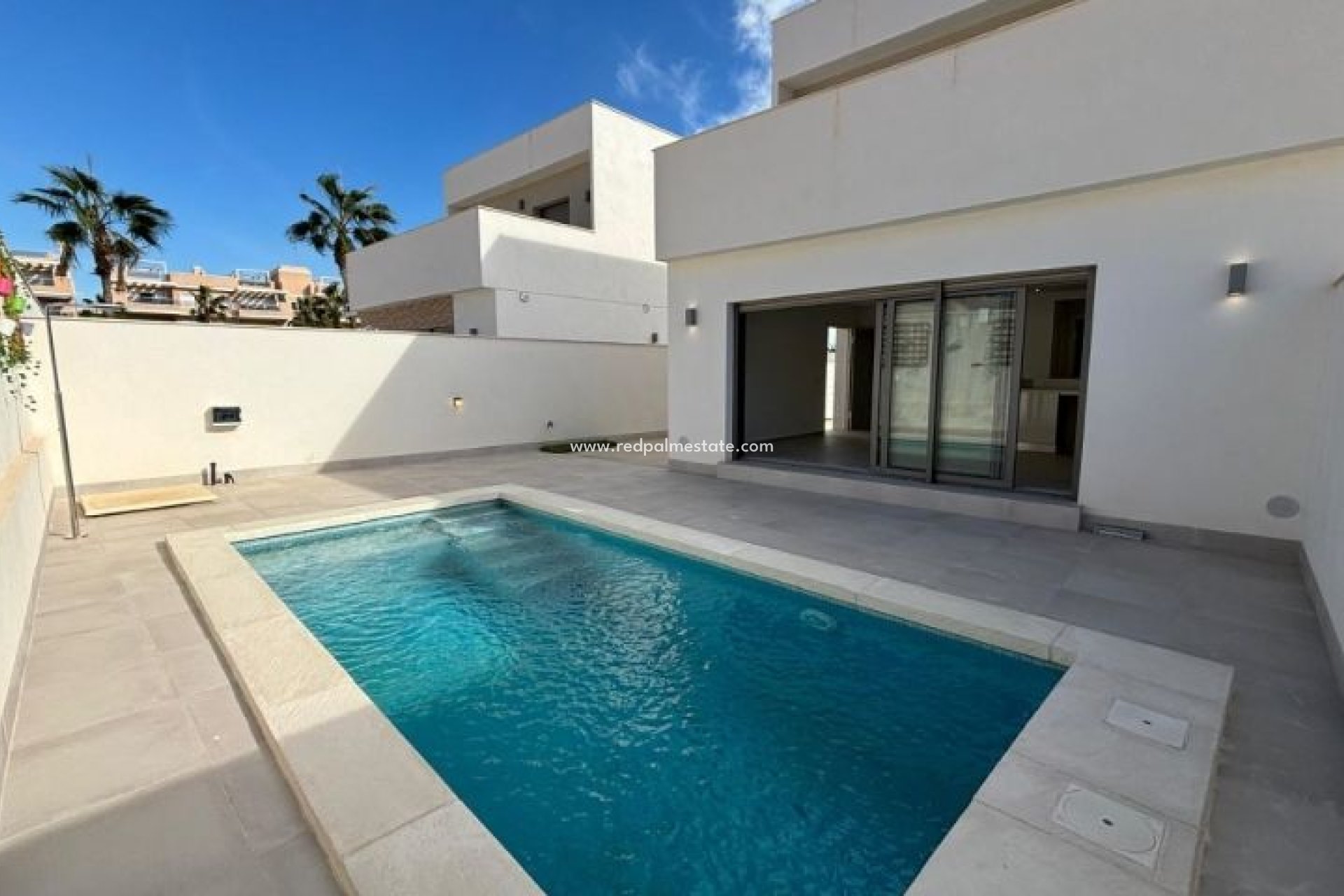 Reventa - Villa -
Orihuela Costa