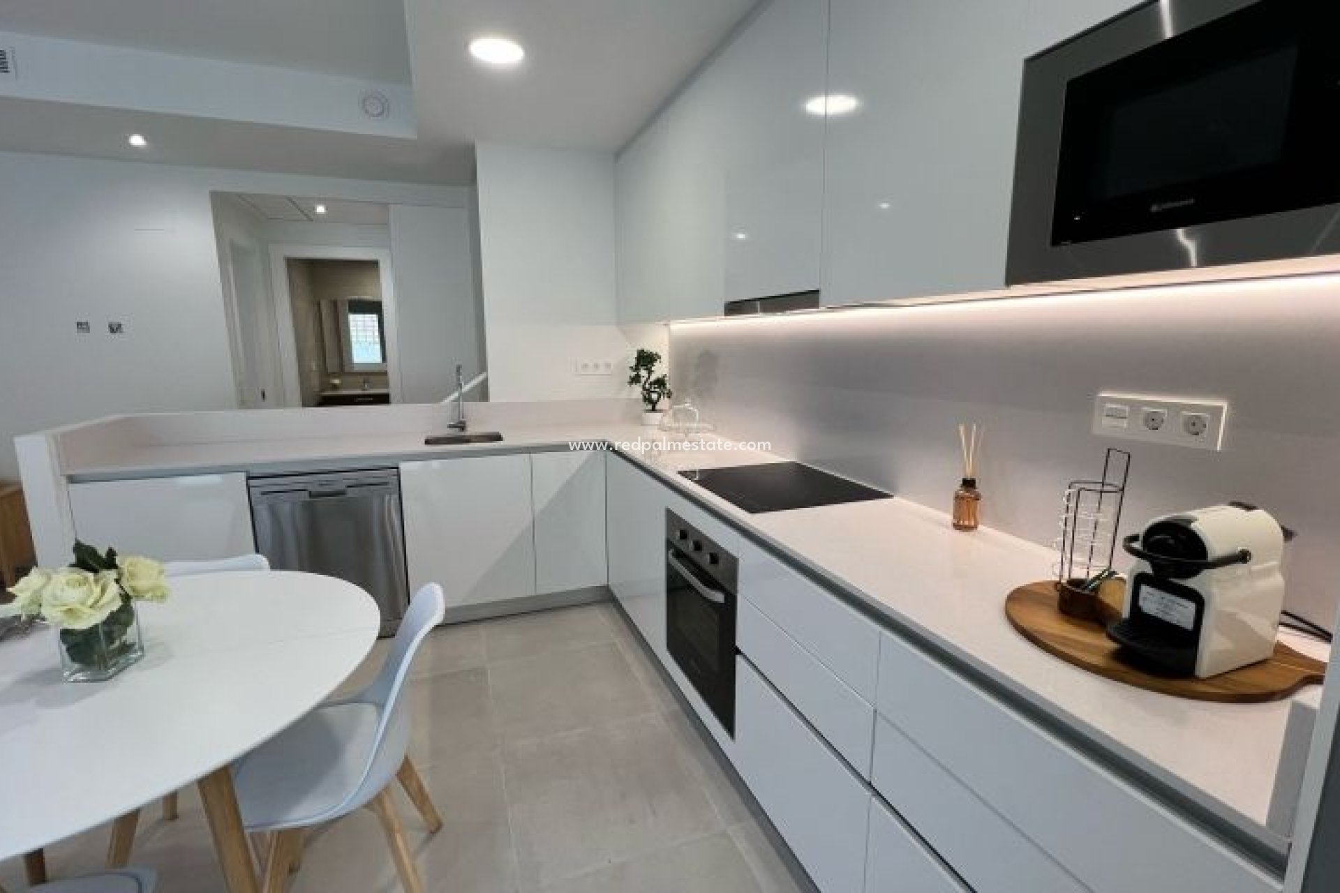 Reventa - Villa -
Orihuela Costa