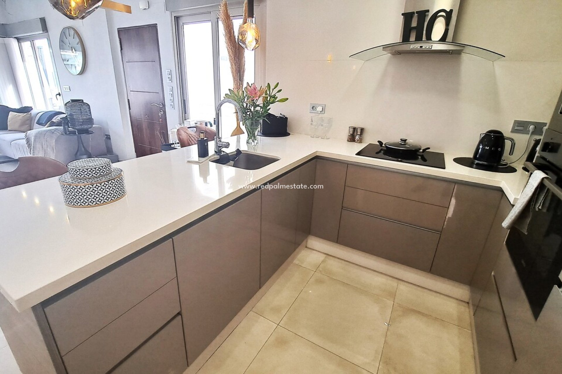 Reventa - Villa -
Orihuela Costa