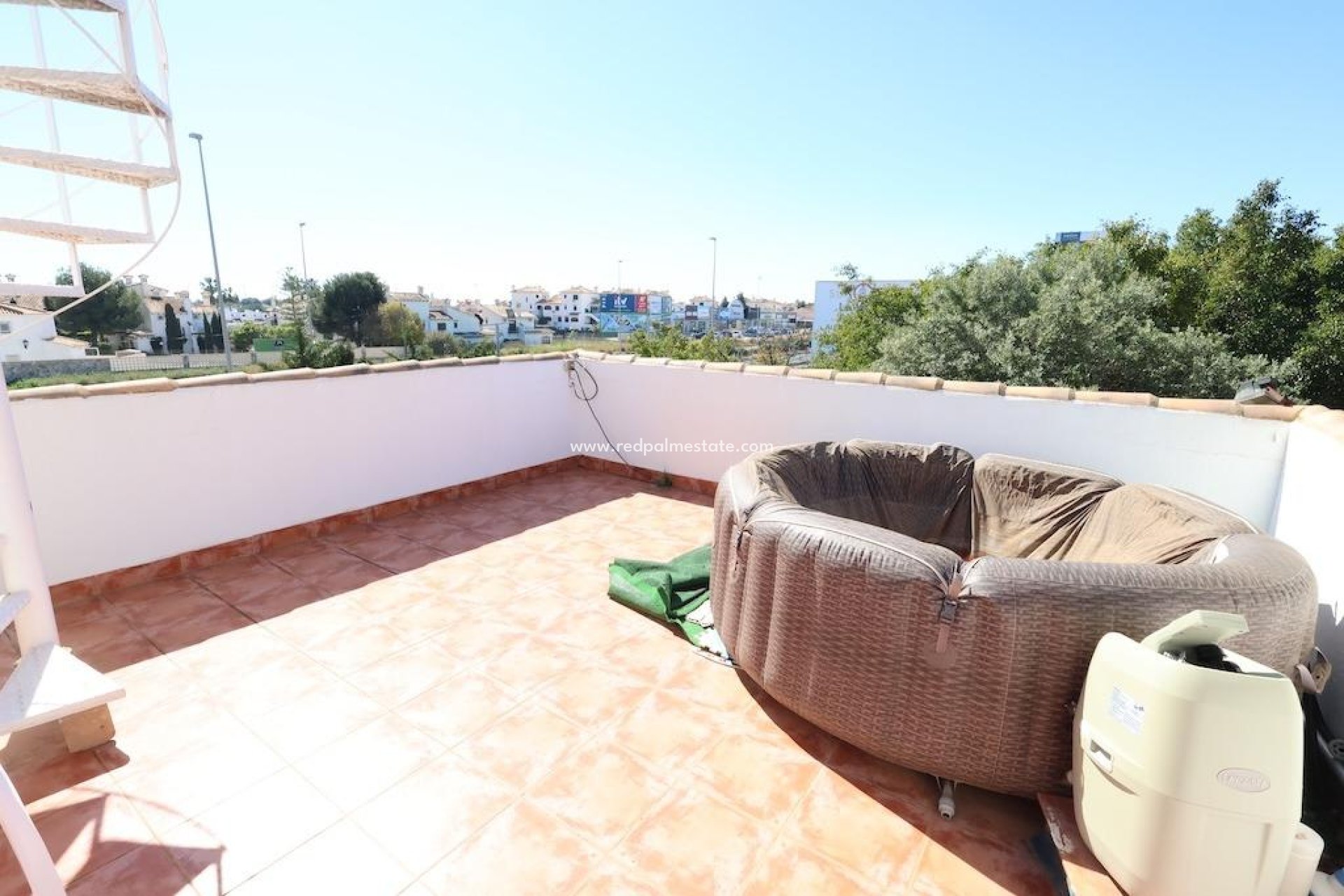 Reventa - Villa -
Orihuela Costa