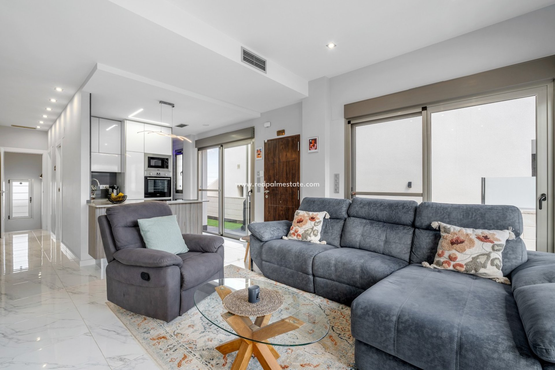 Reventa - Villa -
Orihuela Costa