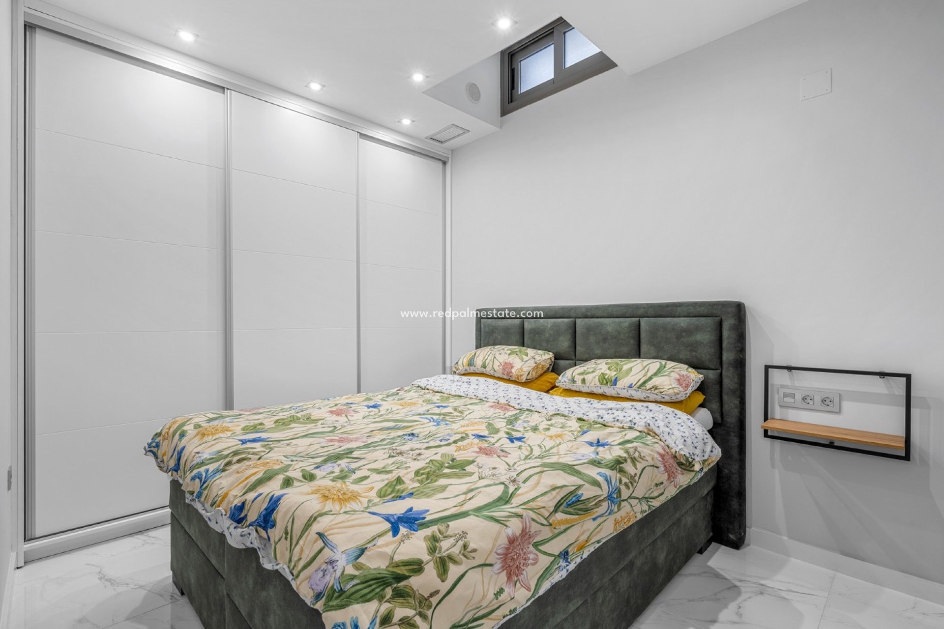 Reventa - Villa -
Orihuela Costa