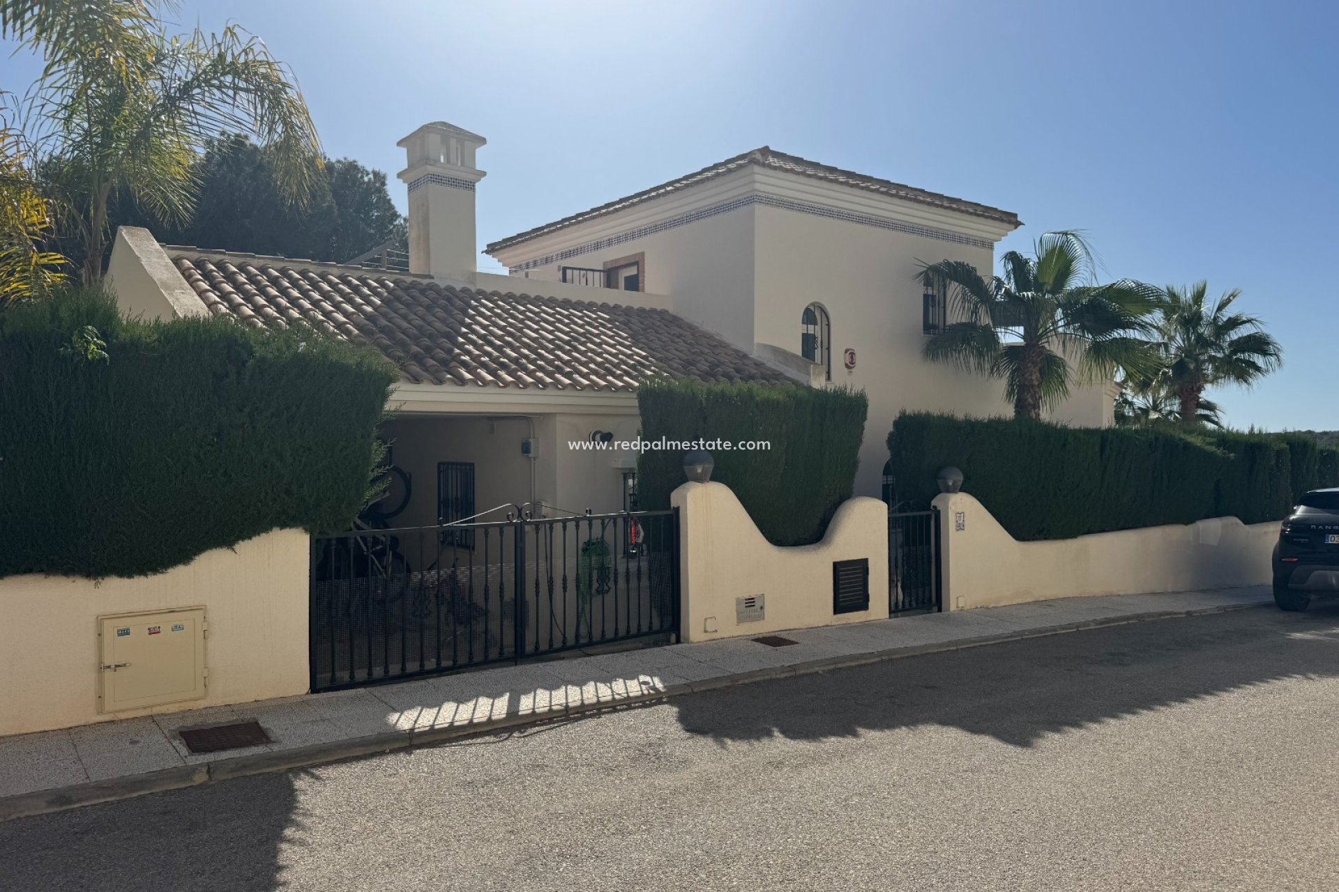 Reventa - Villa -
Orihuela Costa