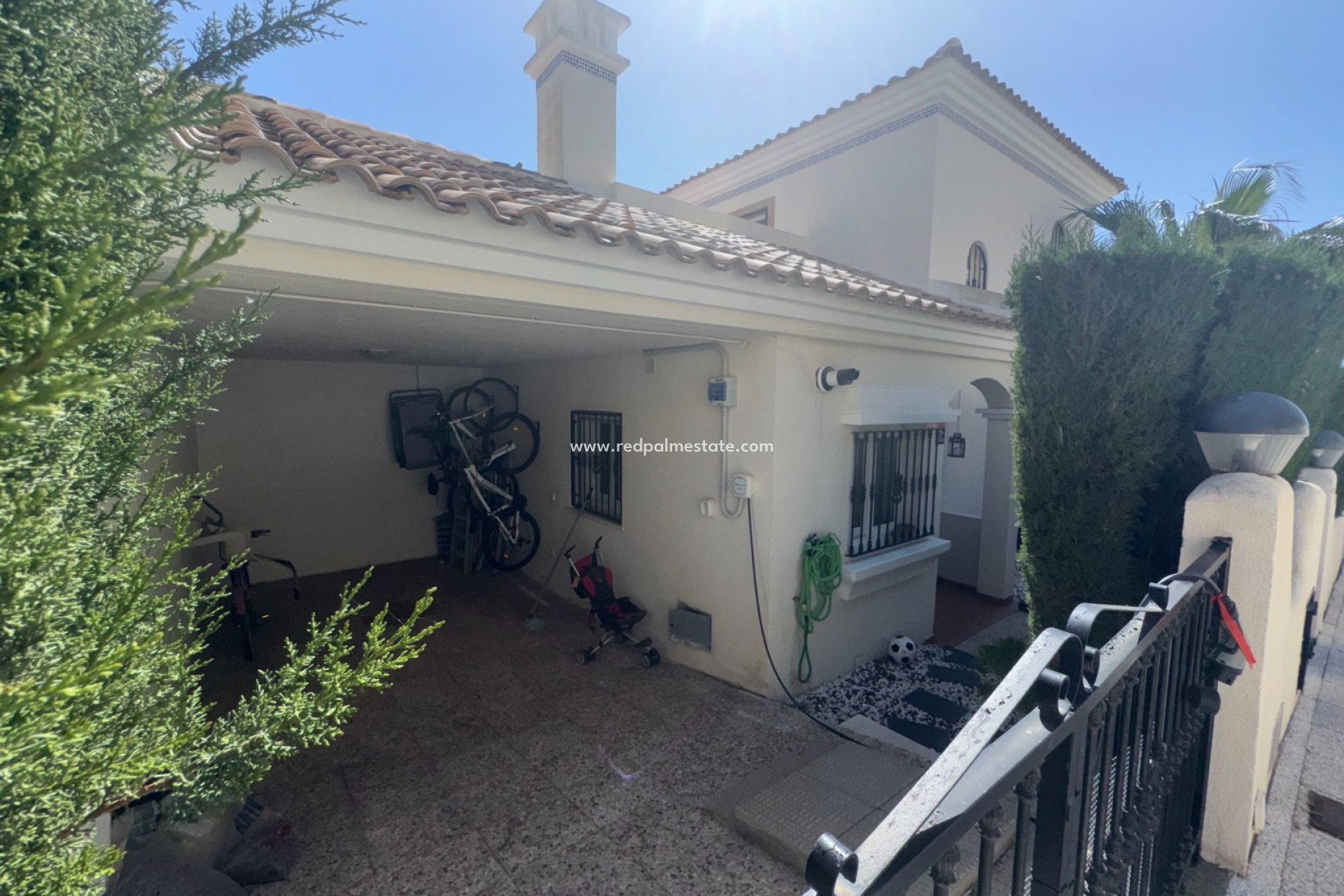 Reventa - Villa -
Orihuela Costa