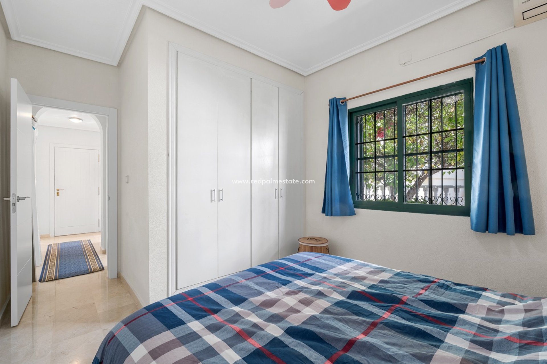 Reventa - Villa -
Orihuela Costa