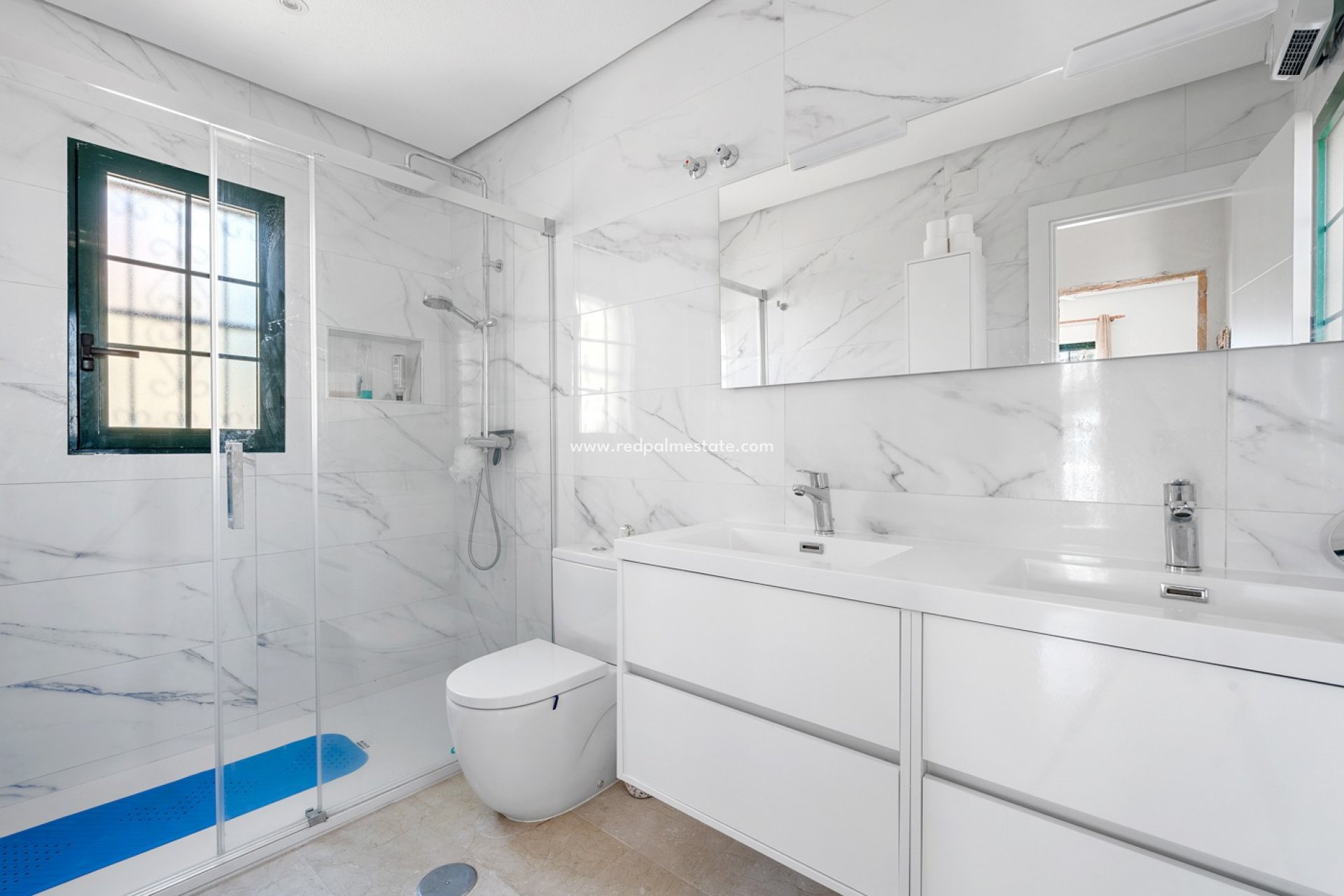 Reventa - Villa -
Orihuela Costa