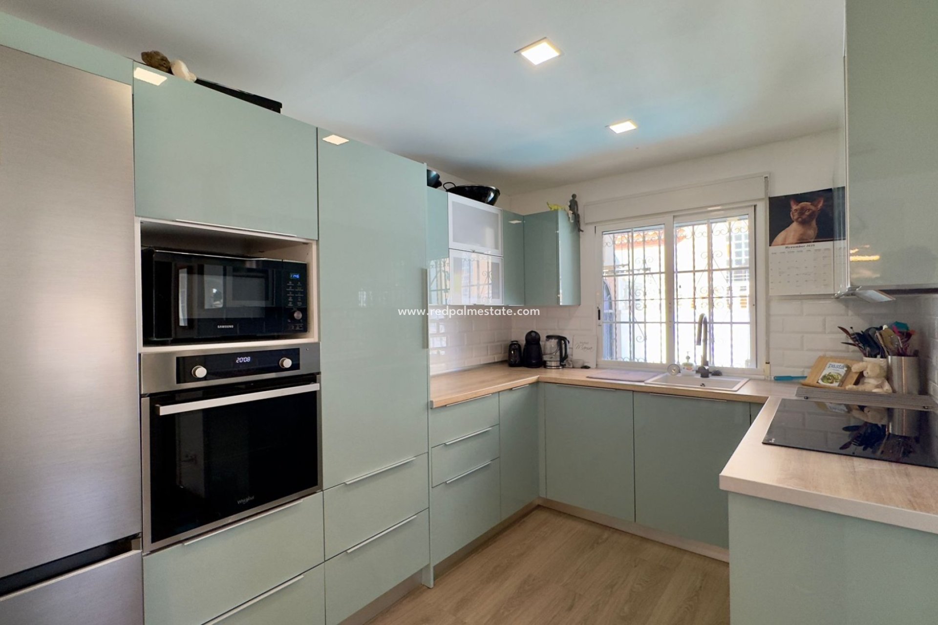 Reventa - Villa -
Orihuela Costa