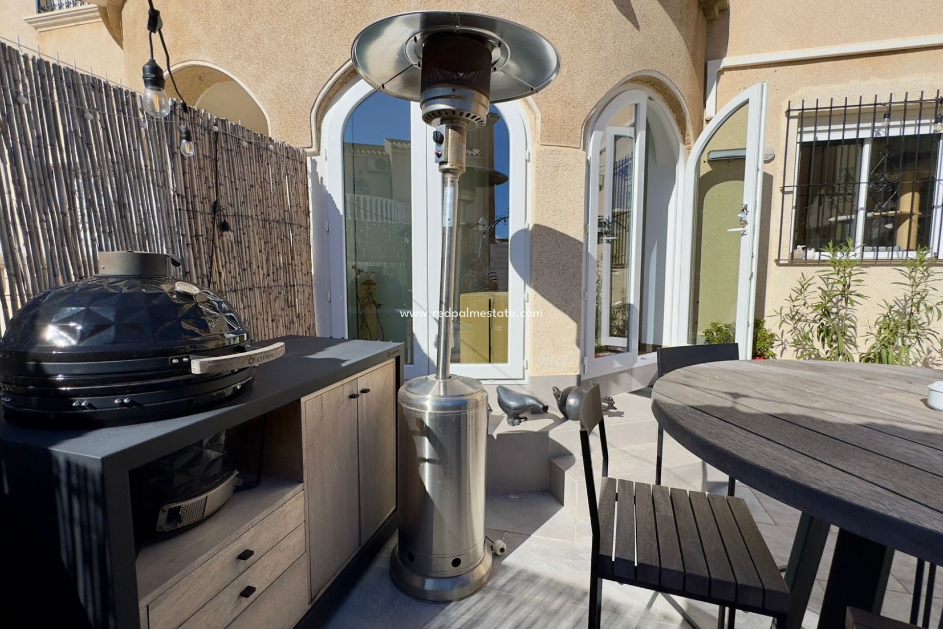 Reventa - Villa -
Orihuela Costa