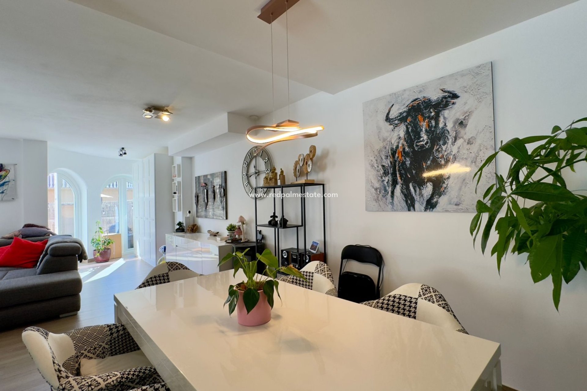 Reventa - Villa -
Orihuela Costa