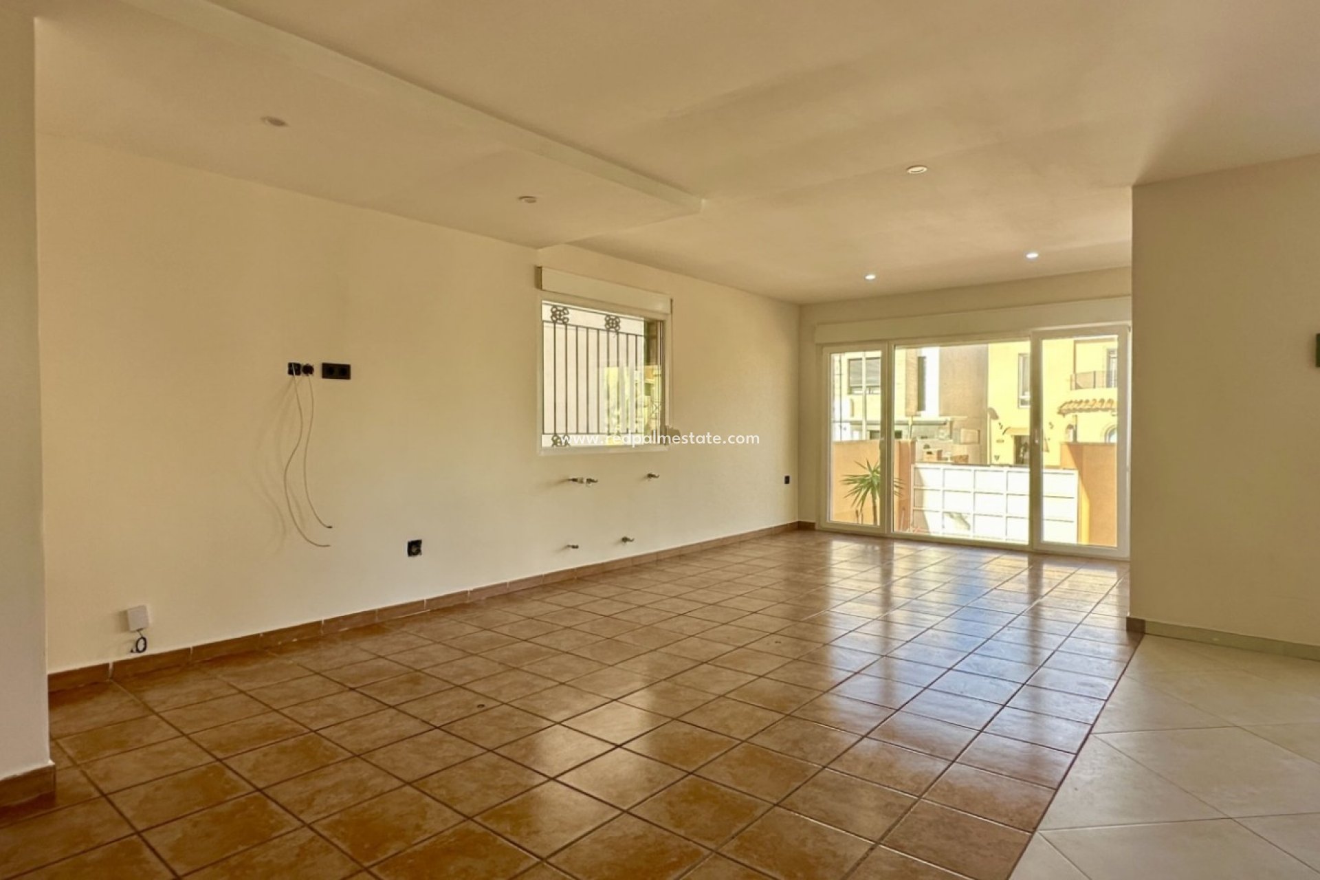 Reventa - Villa -
Orihuela Costa