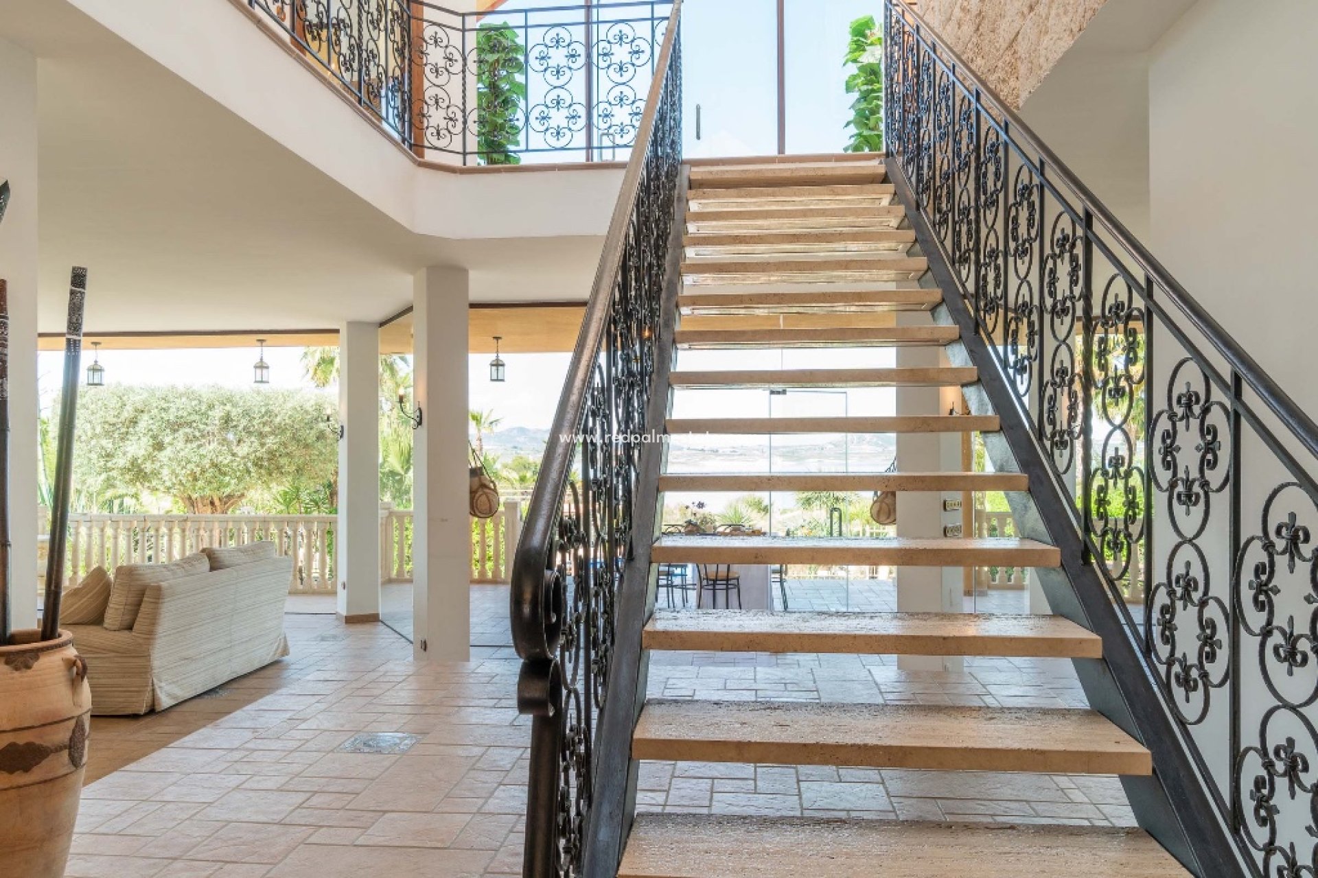 Reventa - Villa -
Orihuela Costa