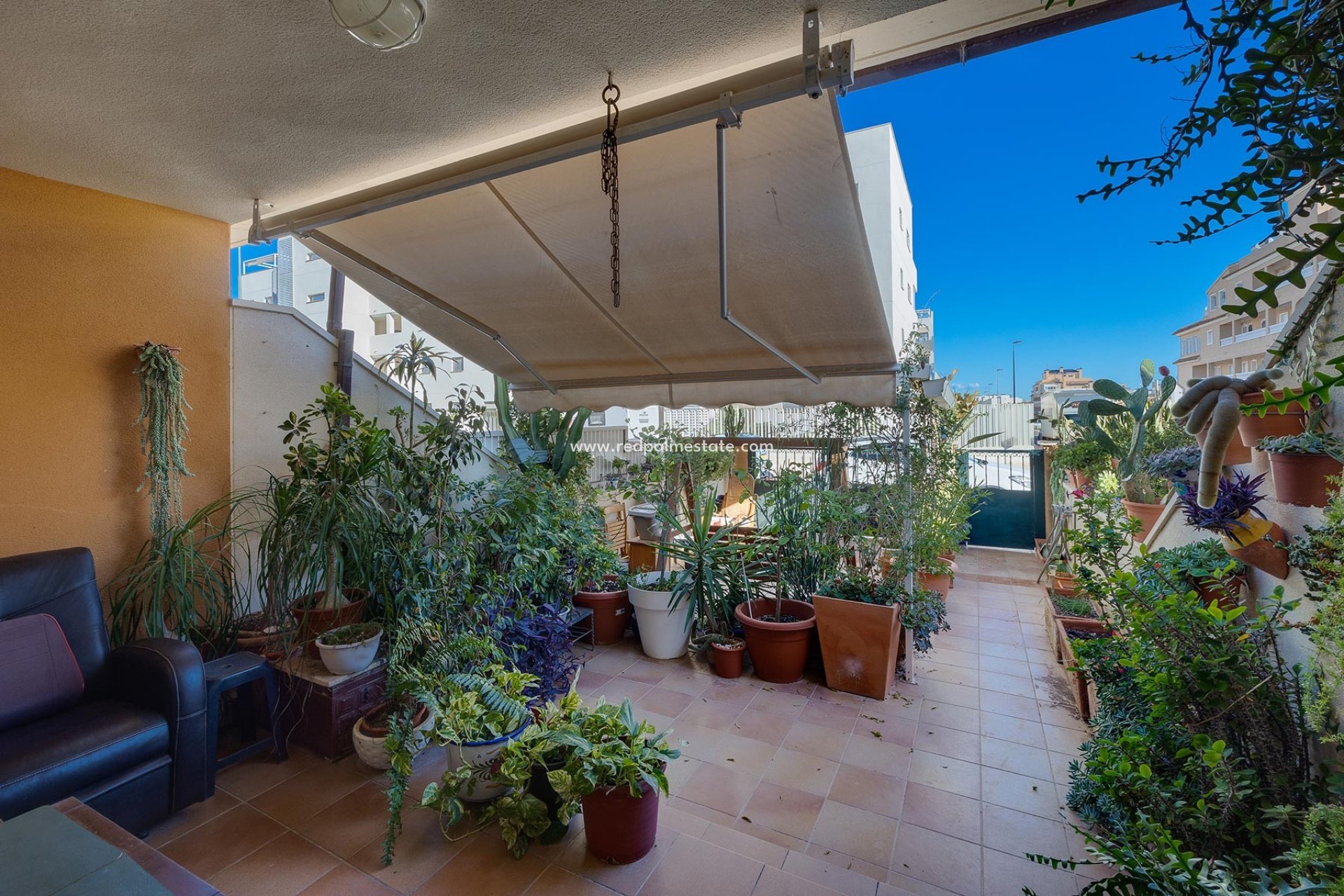 Reventa - Villa -
Orihuela Costa