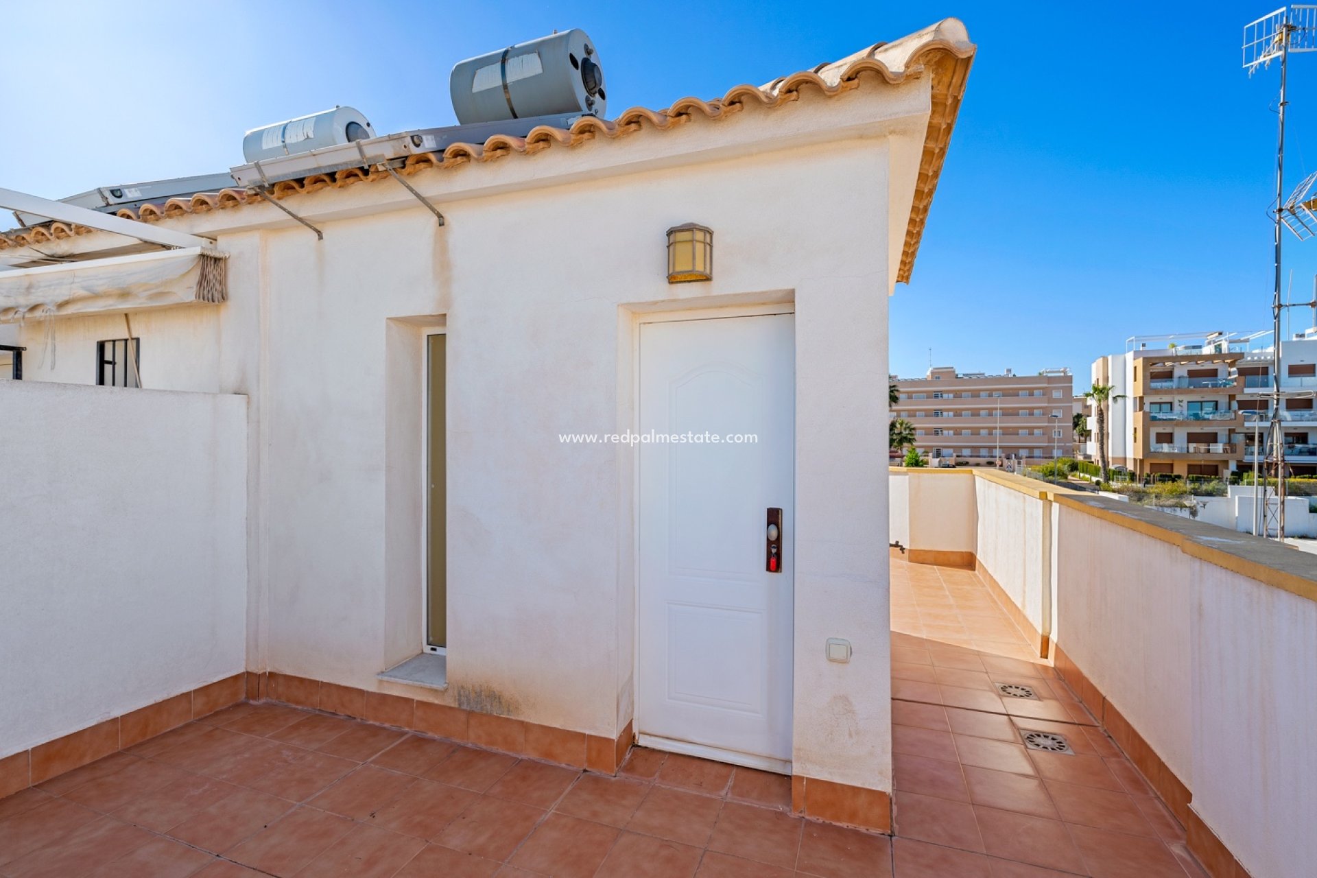 Reventa - Villa -
Orihuela Costa