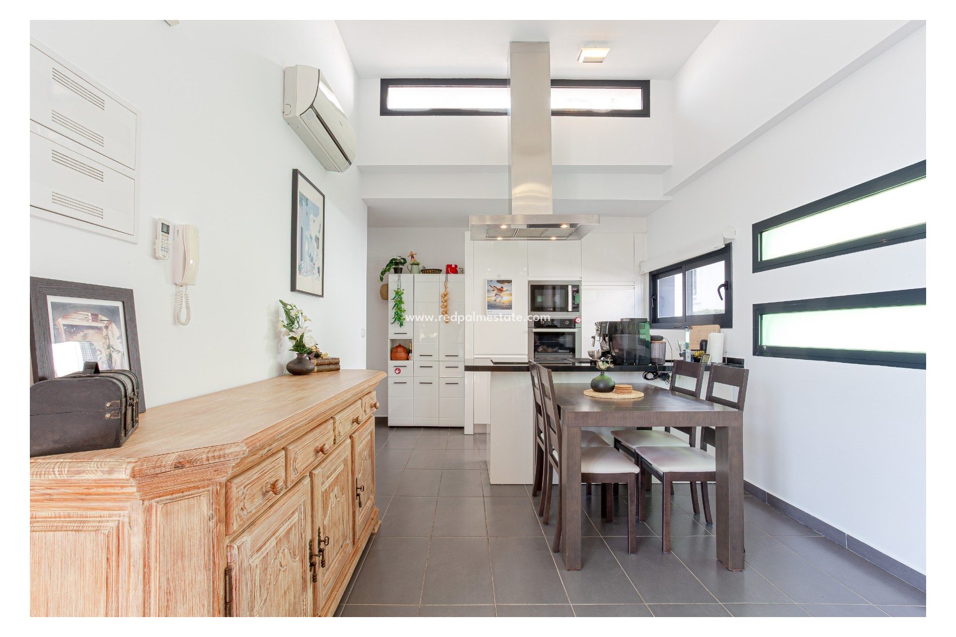 Reventa - Villa -
Orihuela Costa