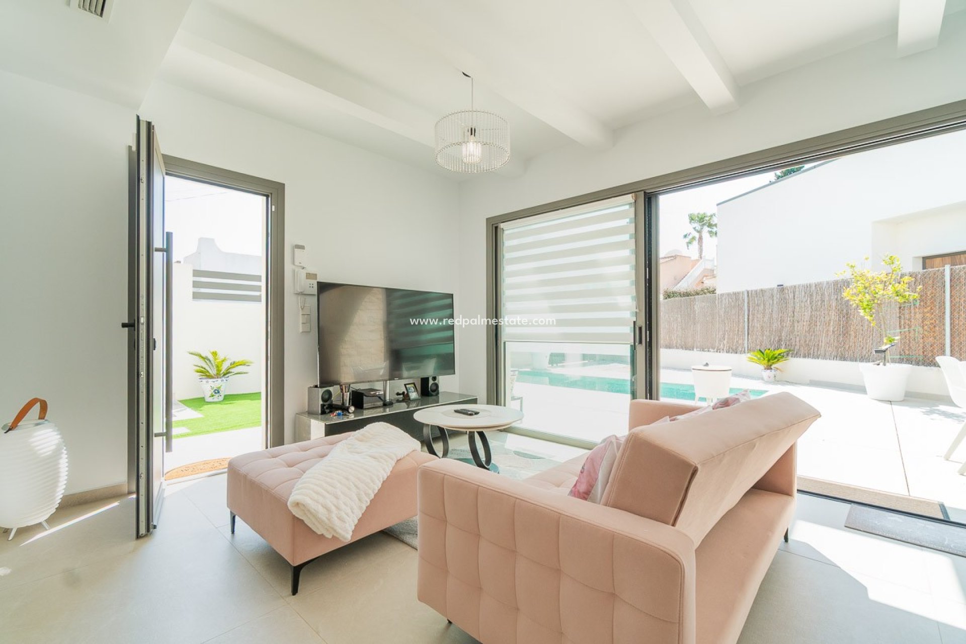 Reventa - Villa -
Orihuela Costa