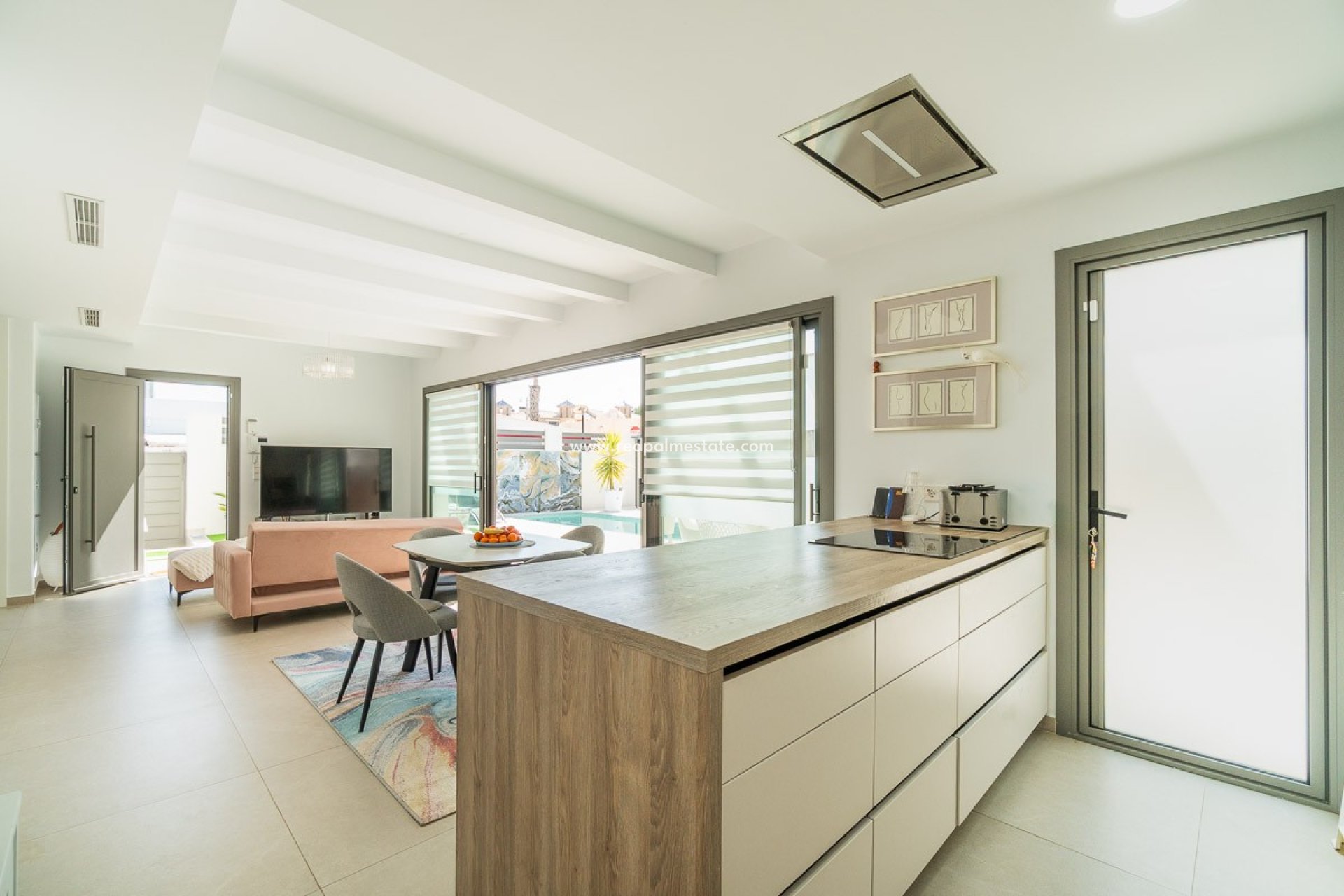 Reventa - Villa -
Orihuela Costa