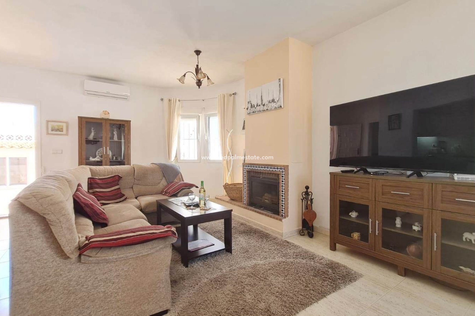 Reventa - Villa -
Orihuela Costa