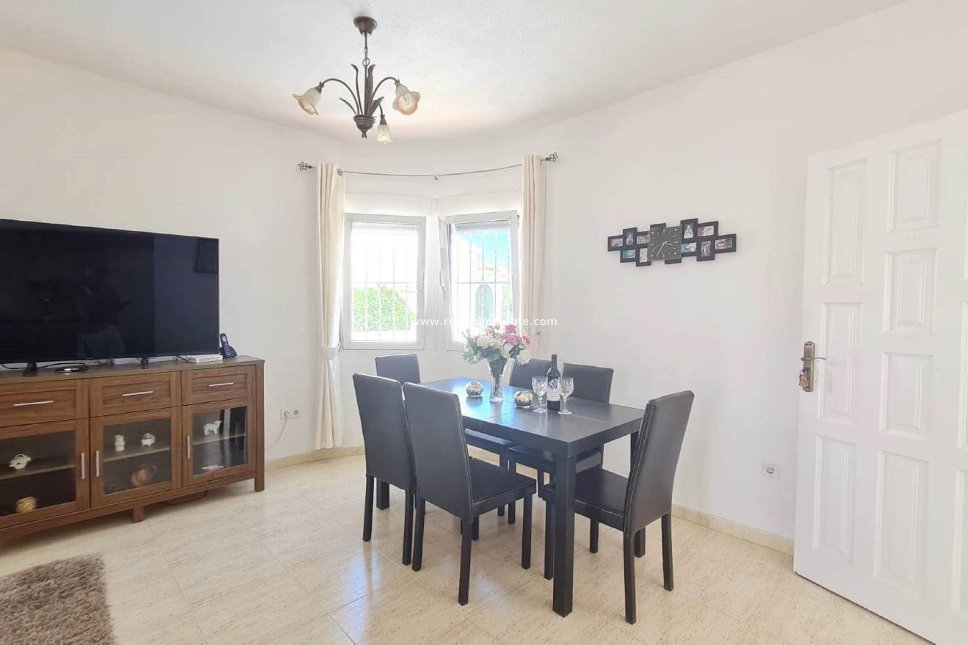 Reventa - Villa -
Orihuela Costa