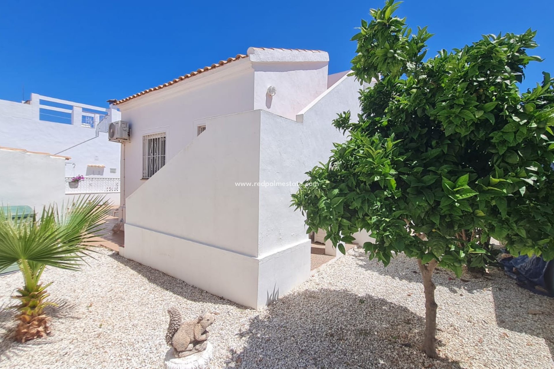 Reventa - Villa -
Orihuela Costa