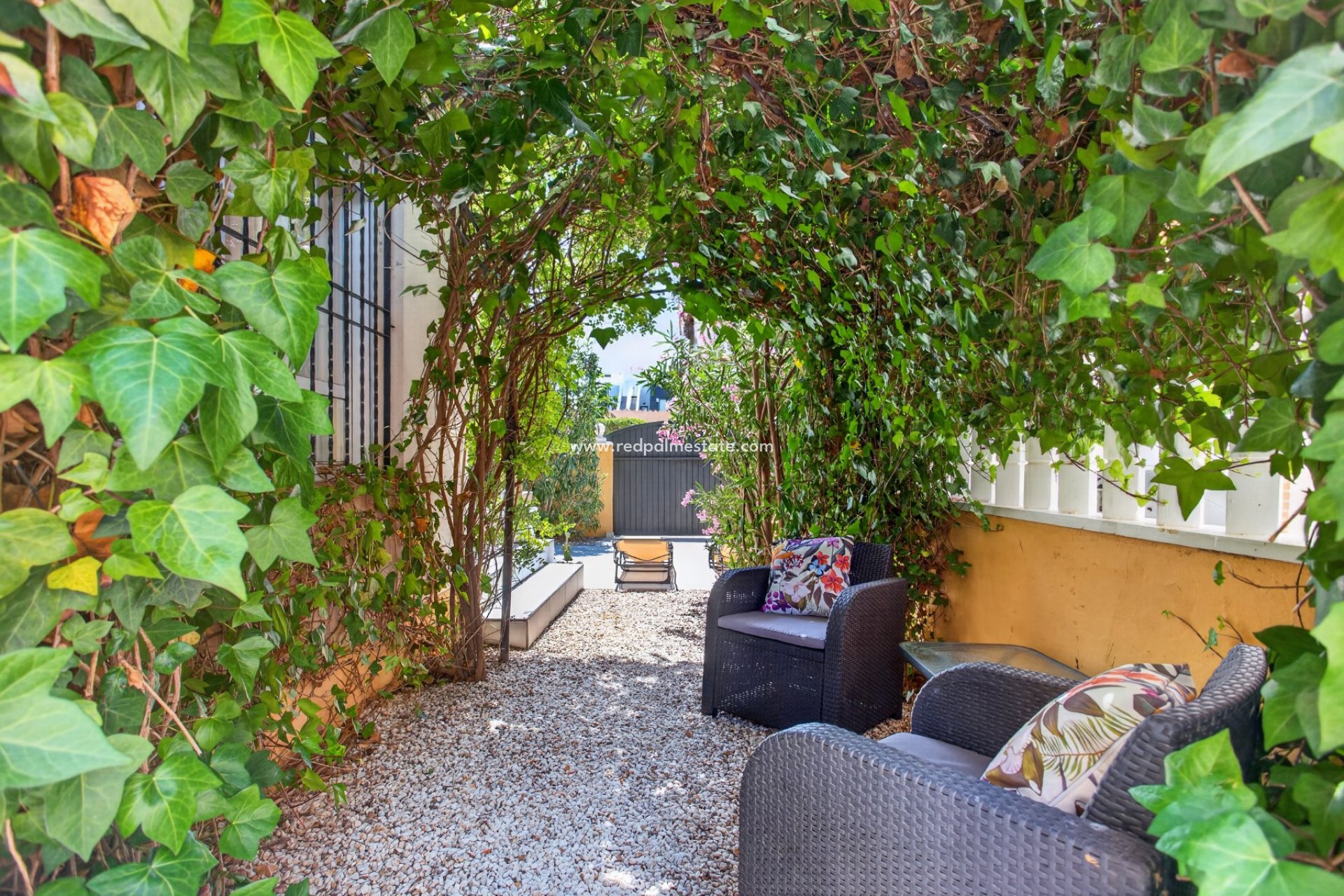Reventa - Villa -
Orihuela Costa
