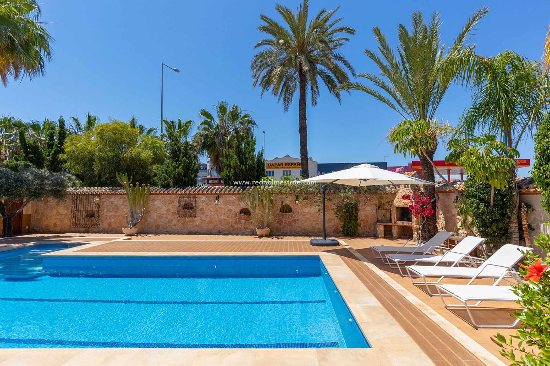 Reventa - Villa -
Orihuela Costa