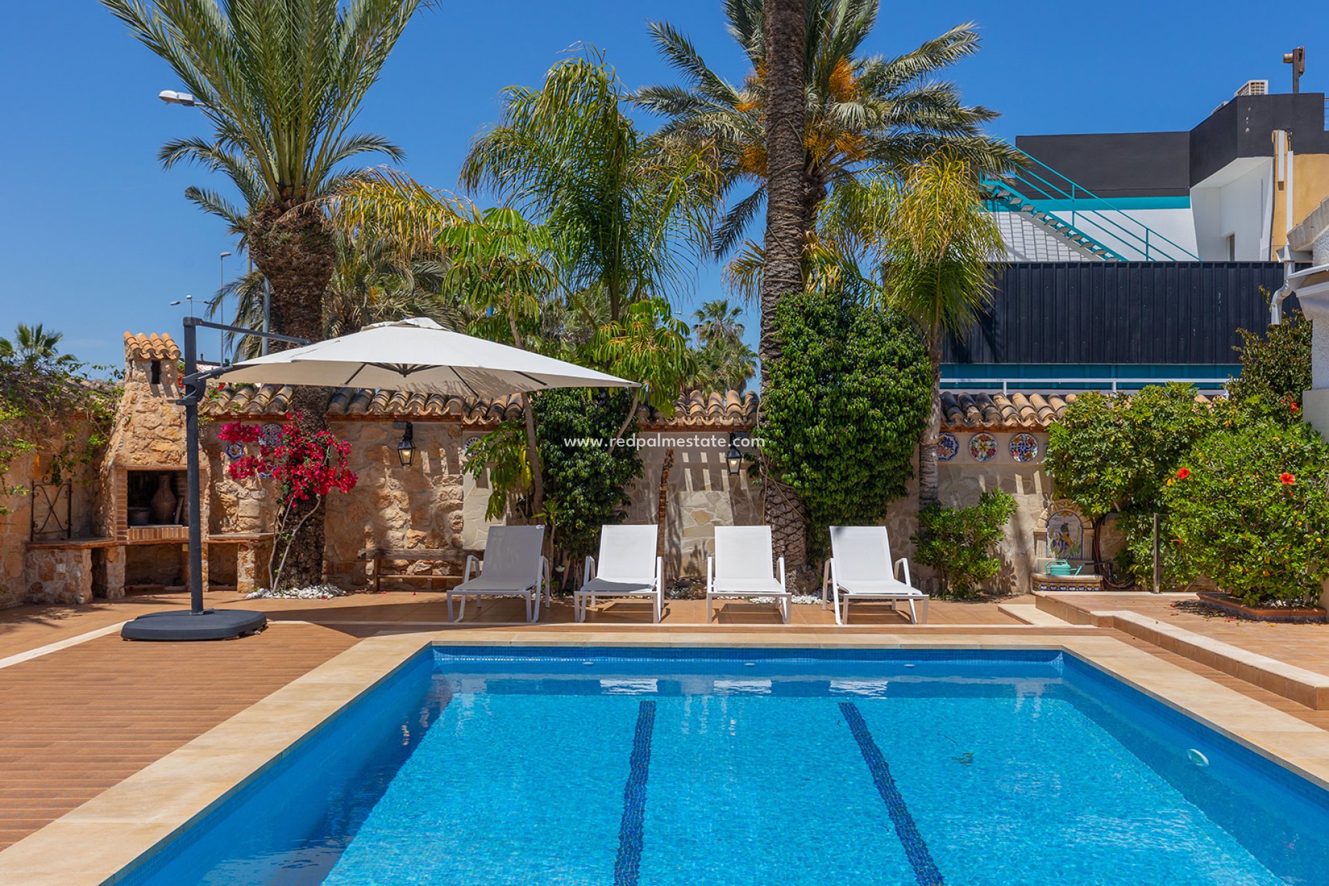 Reventa - Villa -
Orihuela Costa