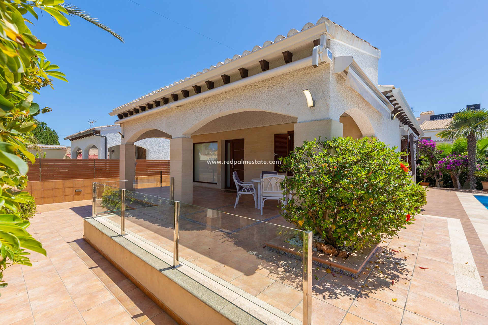 Reventa - Villa -
Orihuela Costa