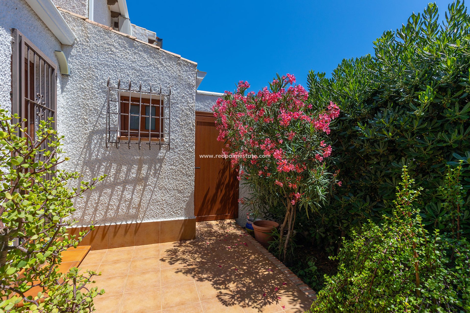 Reventa - Villa -
Orihuela Costa
