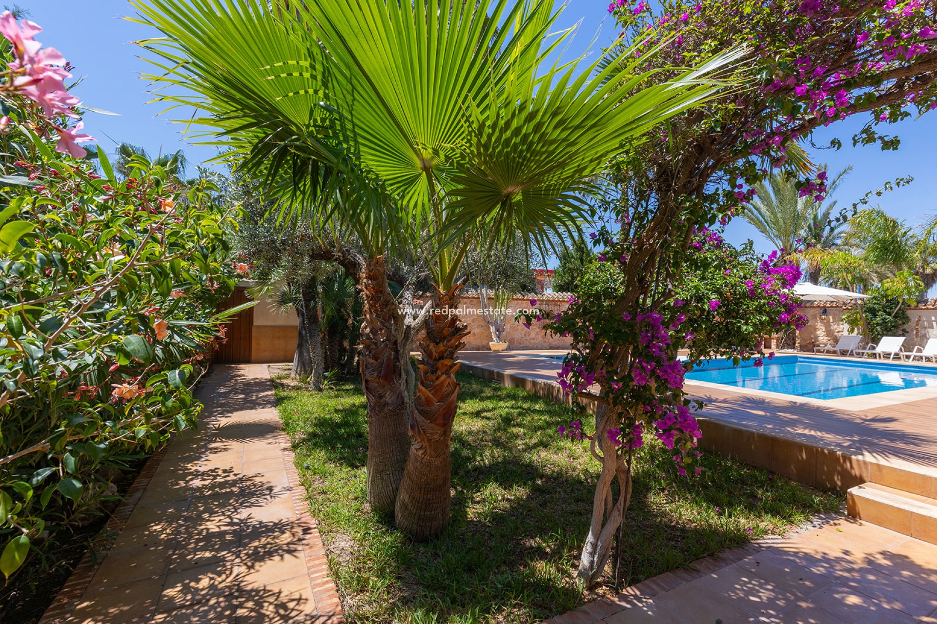 Reventa - Villa -
Orihuela Costa