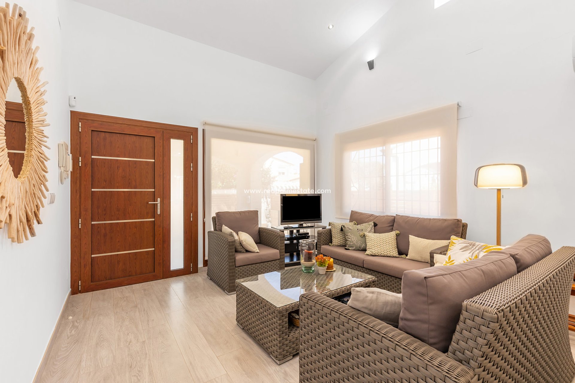 Reventa - Villa -
Orihuela Costa