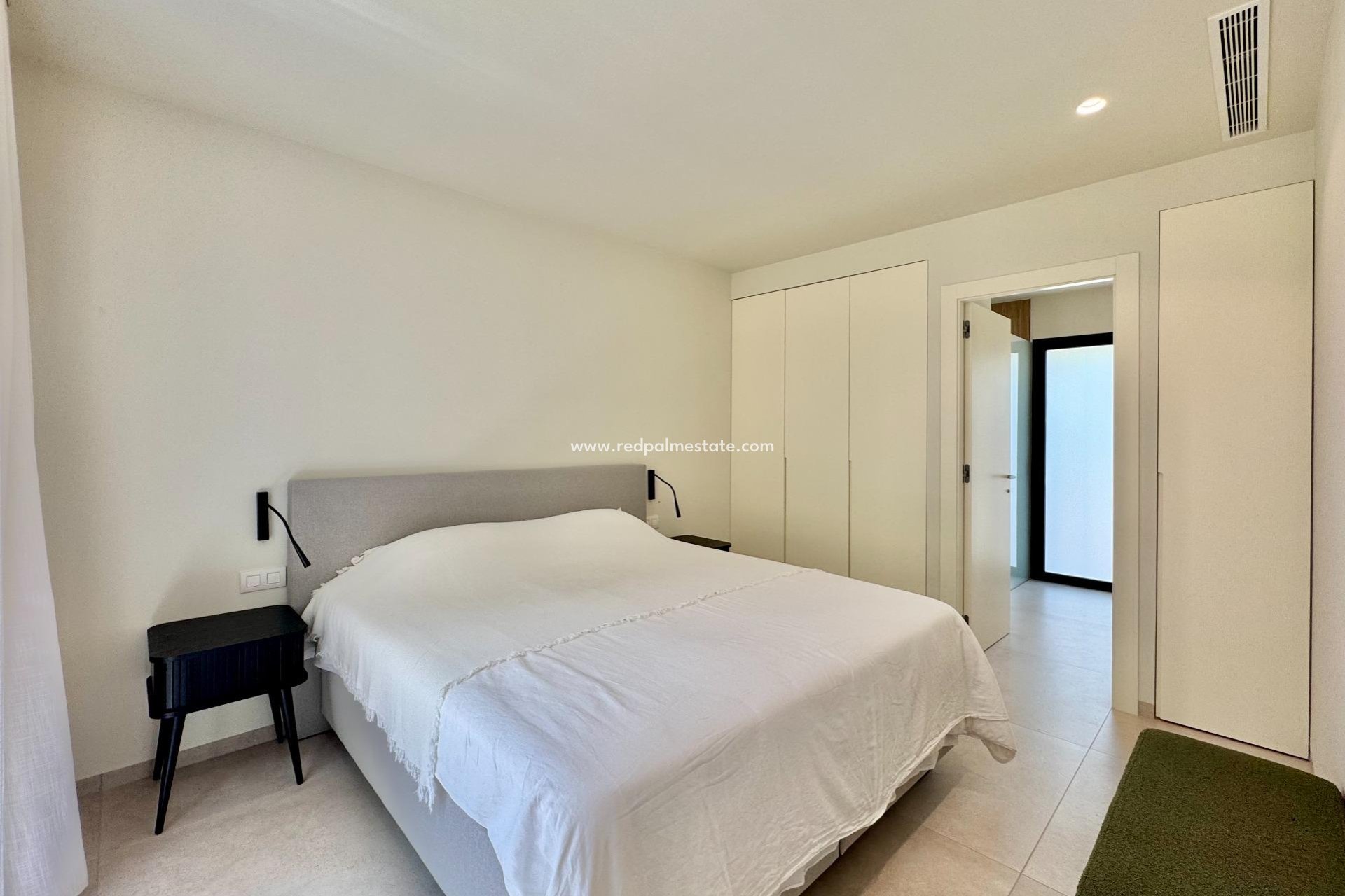 Reventa - Villa -
Orihuela - Las Colinas Golf