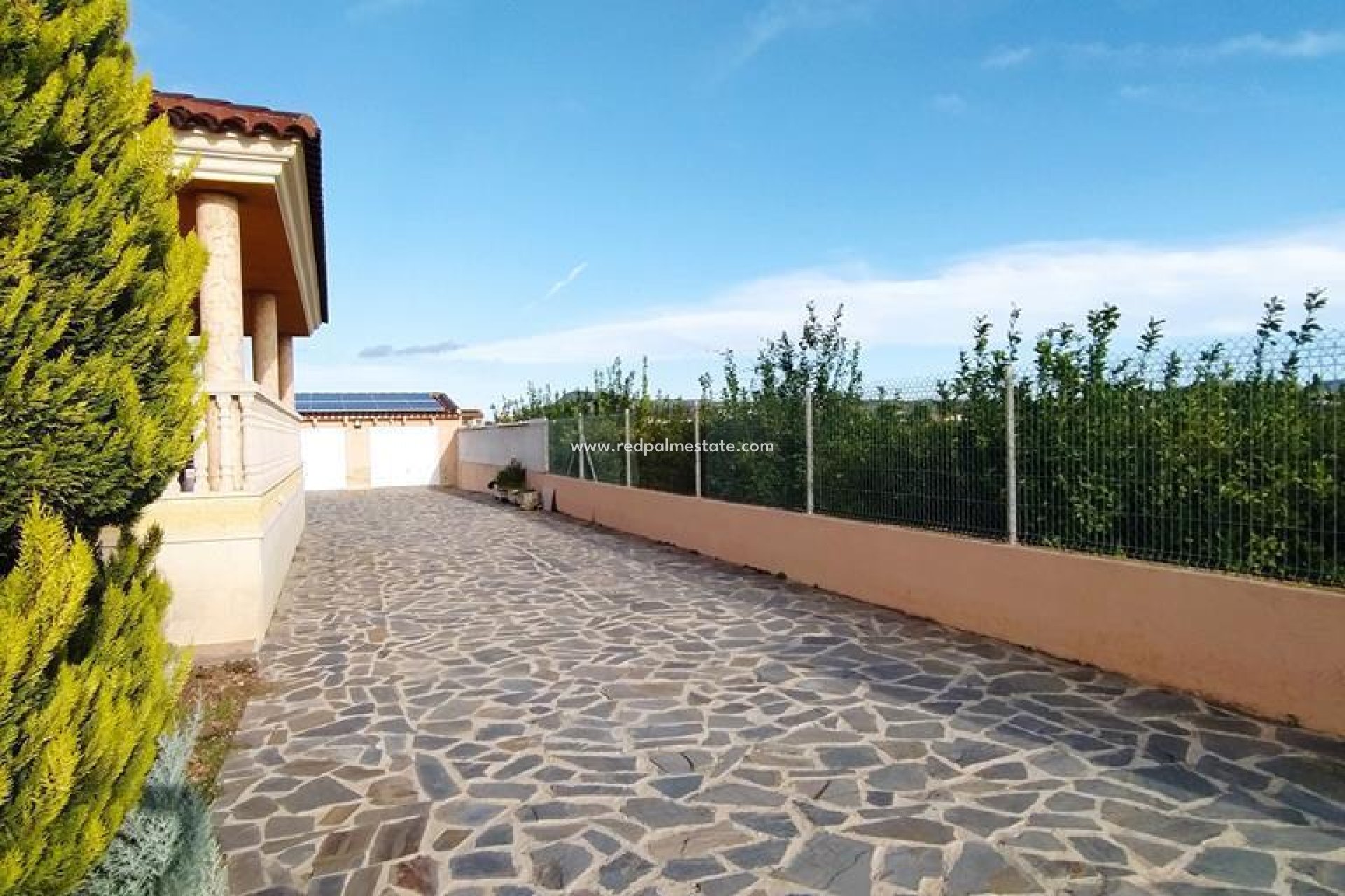 Reventa - Villa -
Orihuela - LOS DESEMPARADOS