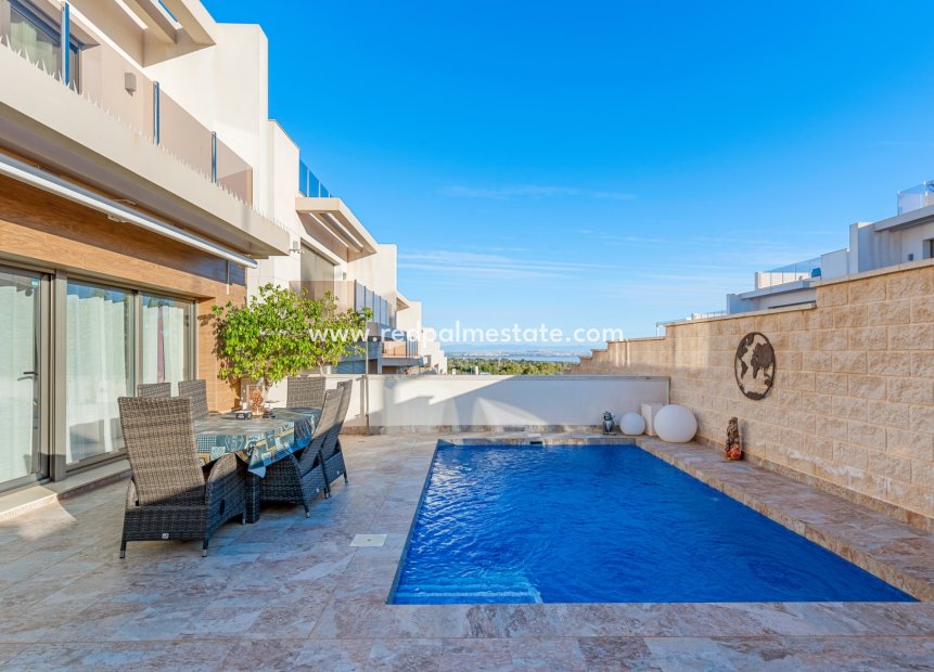 Reventa - Villa -
Orihuela - Villamartín