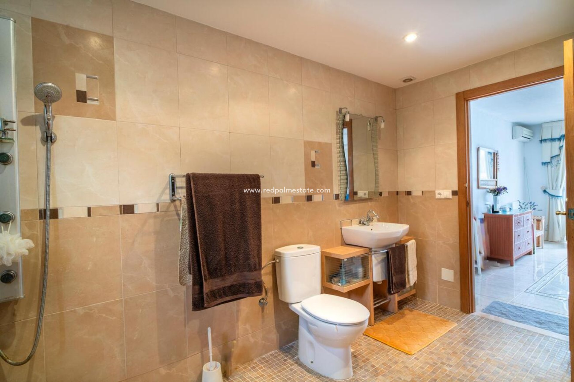 Reventa - Villa -
Orihuela