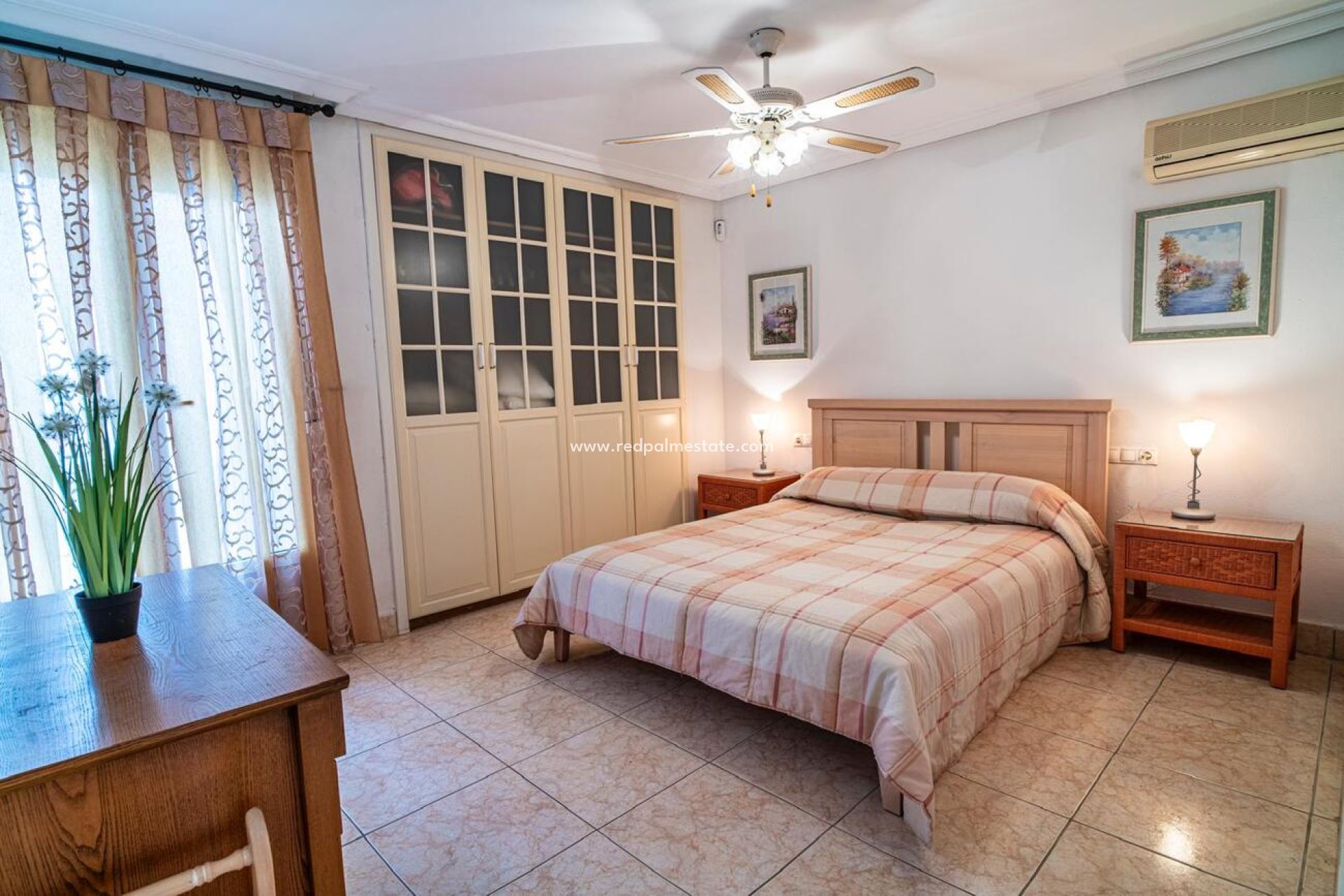 Reventa - Villa -
Orihuela