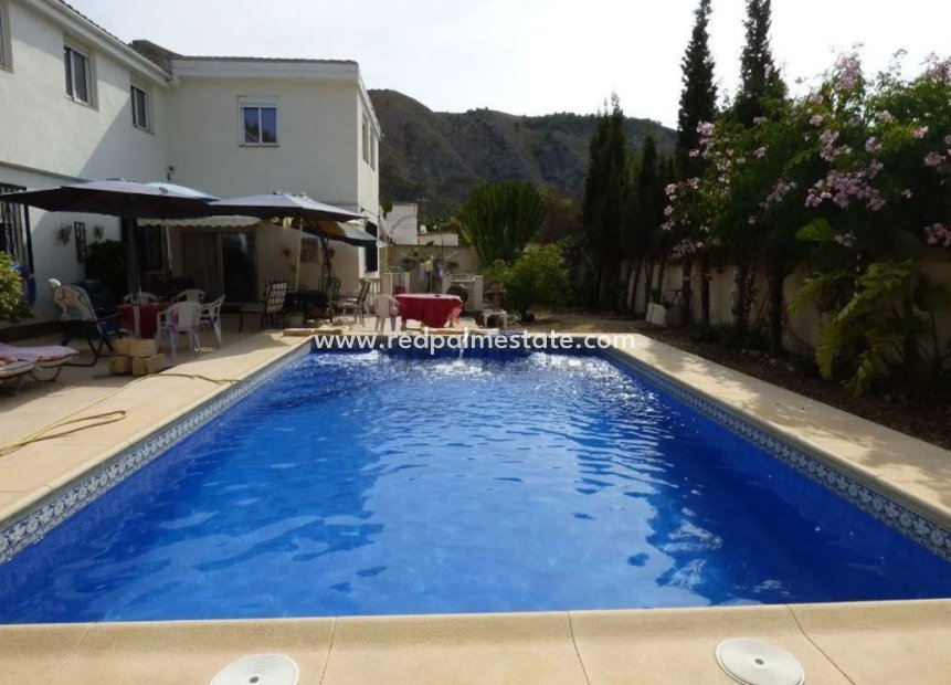 Reventa - Villa -
Orxeta - Costa Blanca