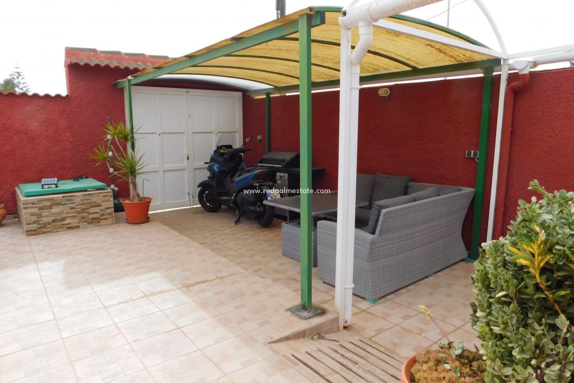 Reventa - Villa-pareada -
Torrevieja