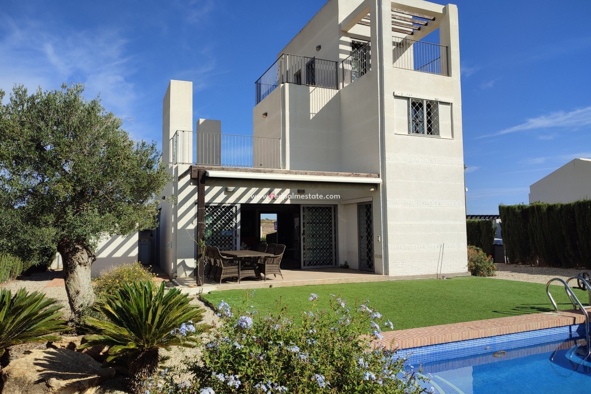 Reventa - Villa -
Peraleja Golf - Inland