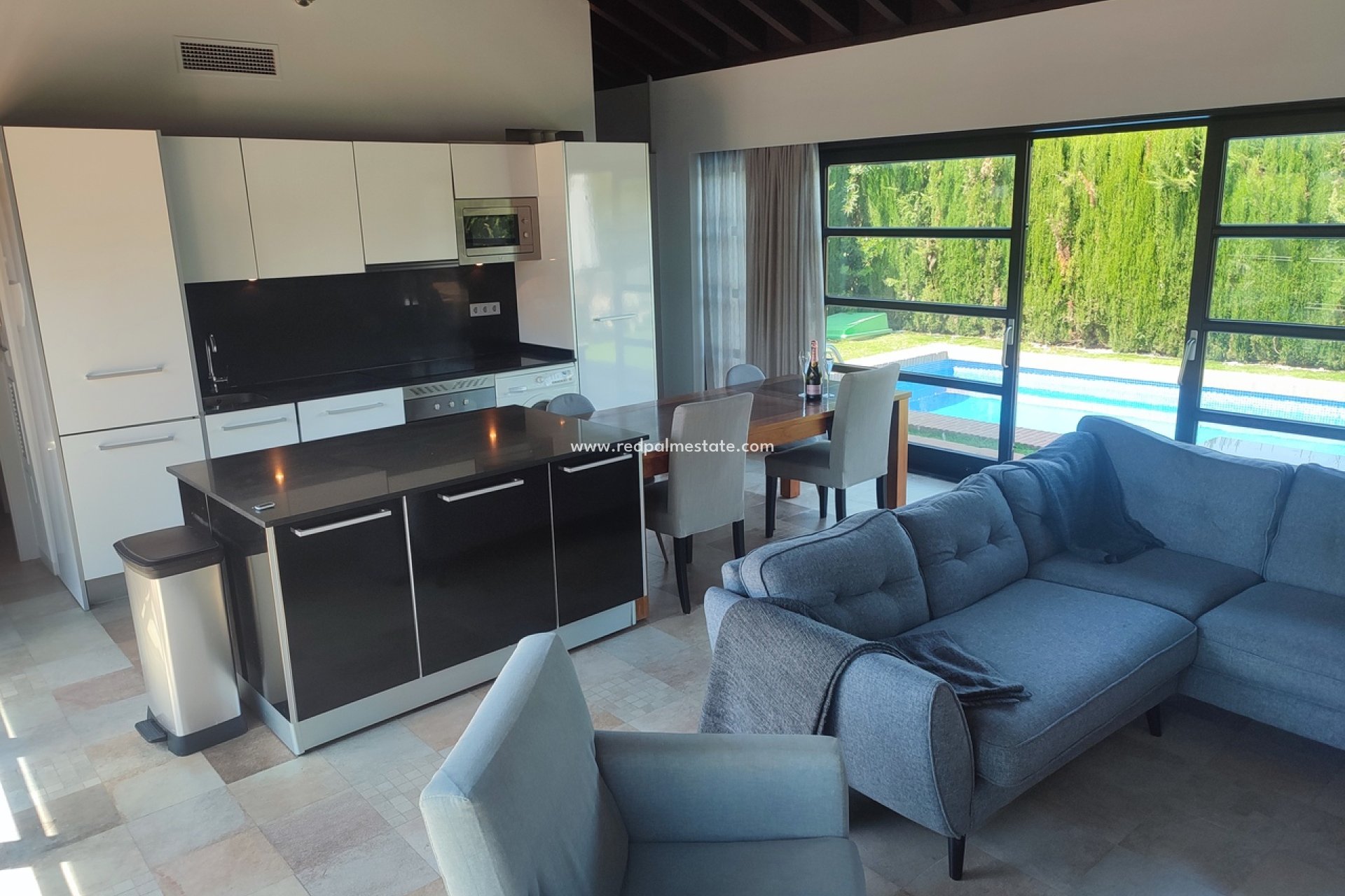 Reventa - Villa -
Peraleja Golf - Inland